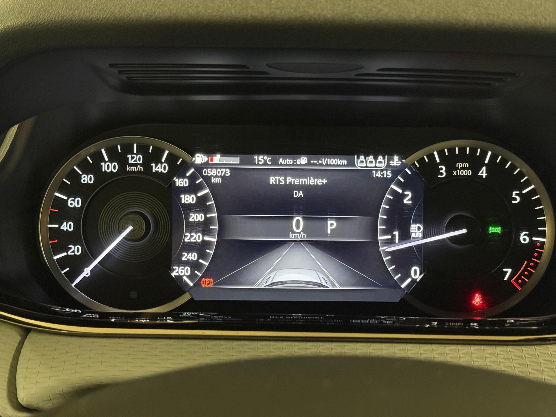 LAND ROVER Range Rover Evoque 2.0 T R-Dynamic-image-15