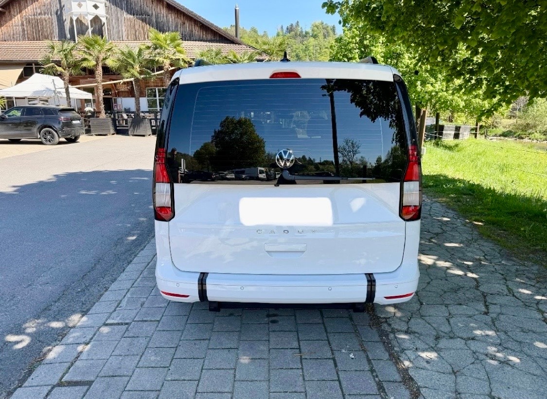 VW Caddy Maxi 2.0 TDI DSG-image-2
