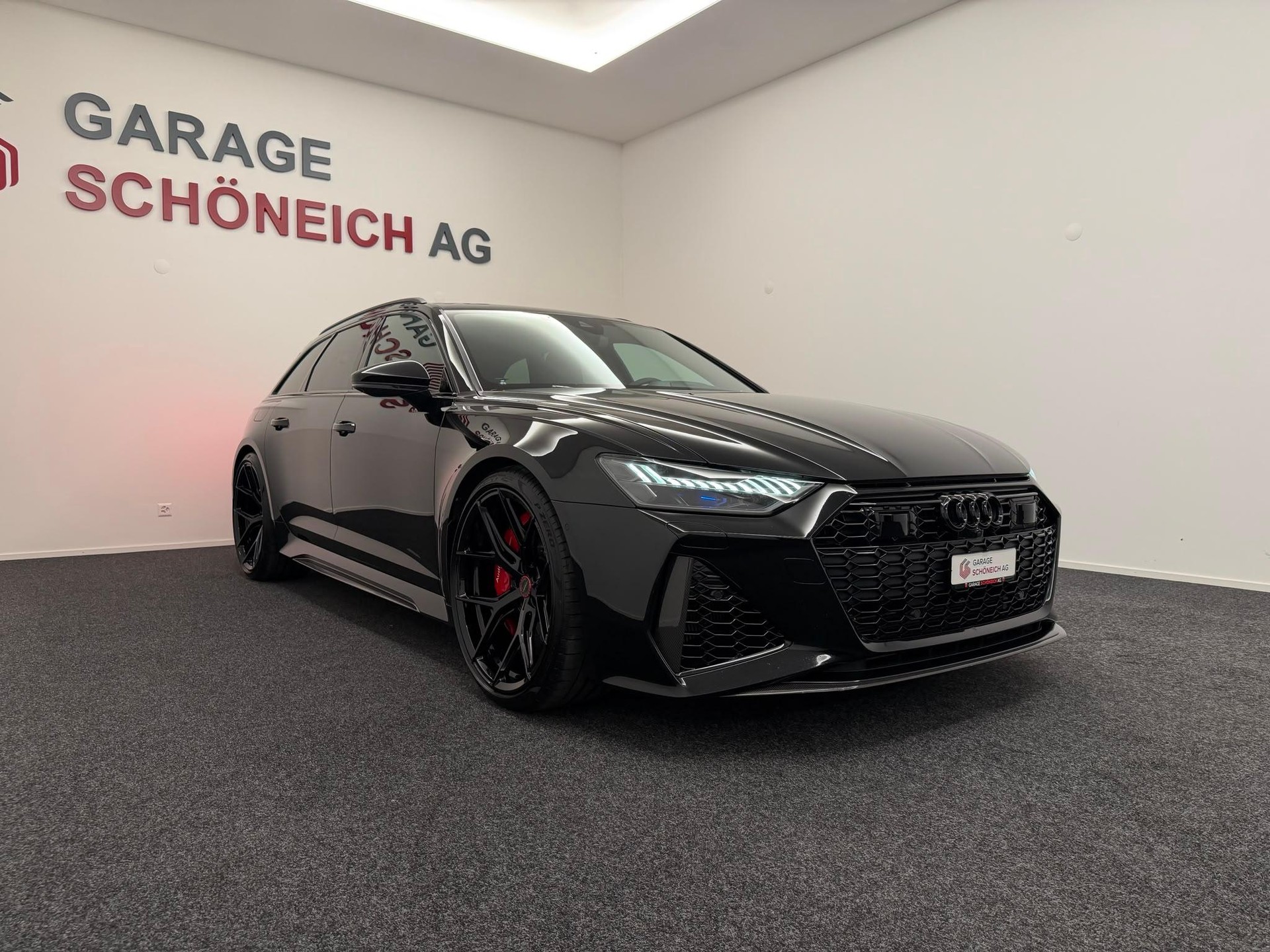 AUDI RS6 Avant 4.0 V8 TFSI quattro T-Tronic-showroom-element-2