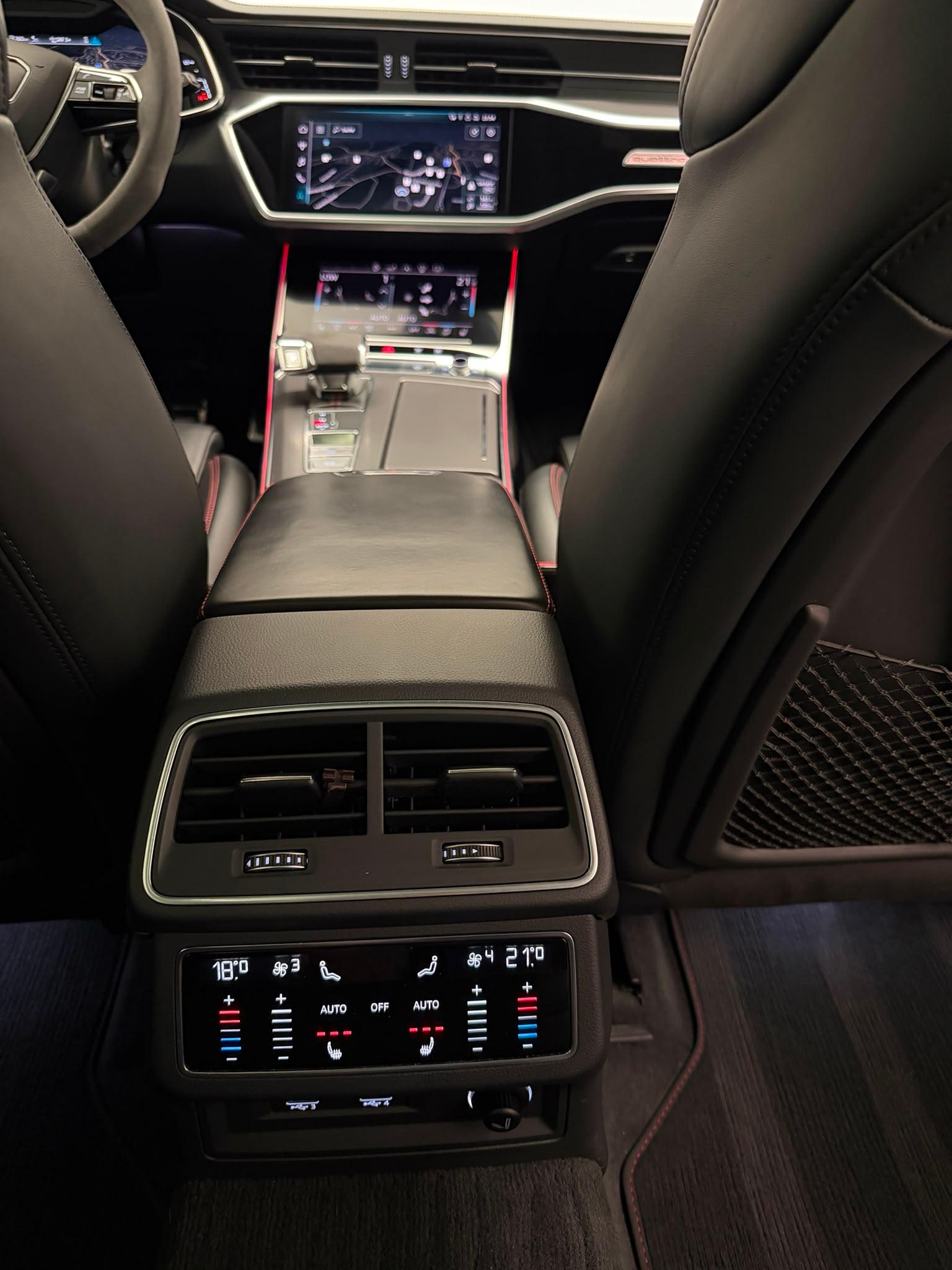 AUDI RS6 Avant 4.0 V8 TFSI quattro T-Tronic-image-24