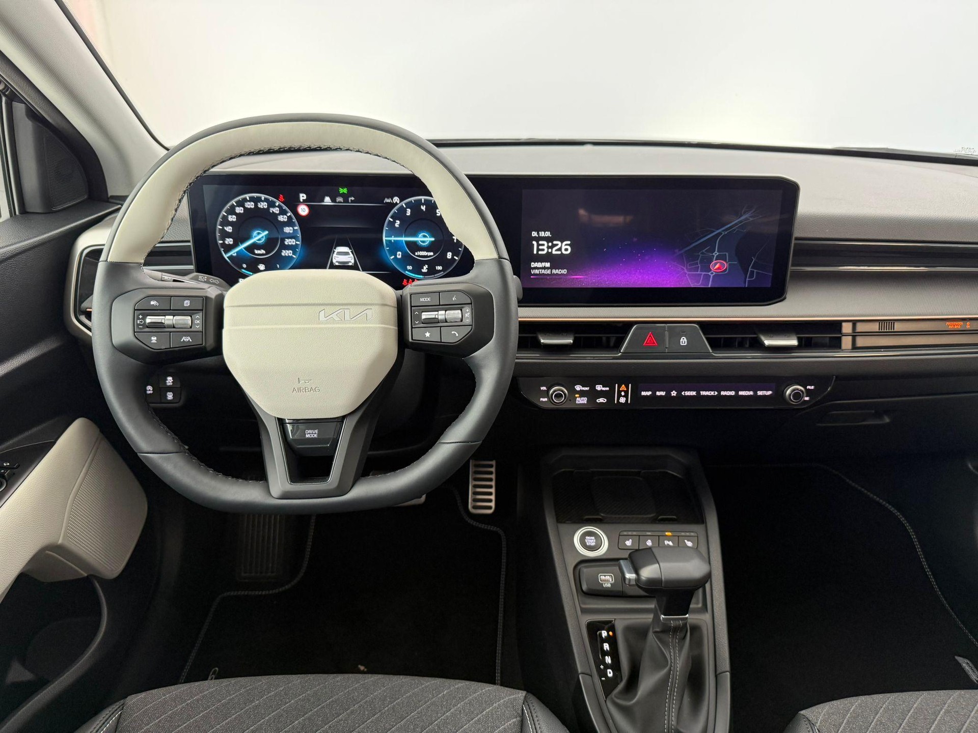 KIA Stonic 1.0 T-GDi MHEV GT-Line-image-7
