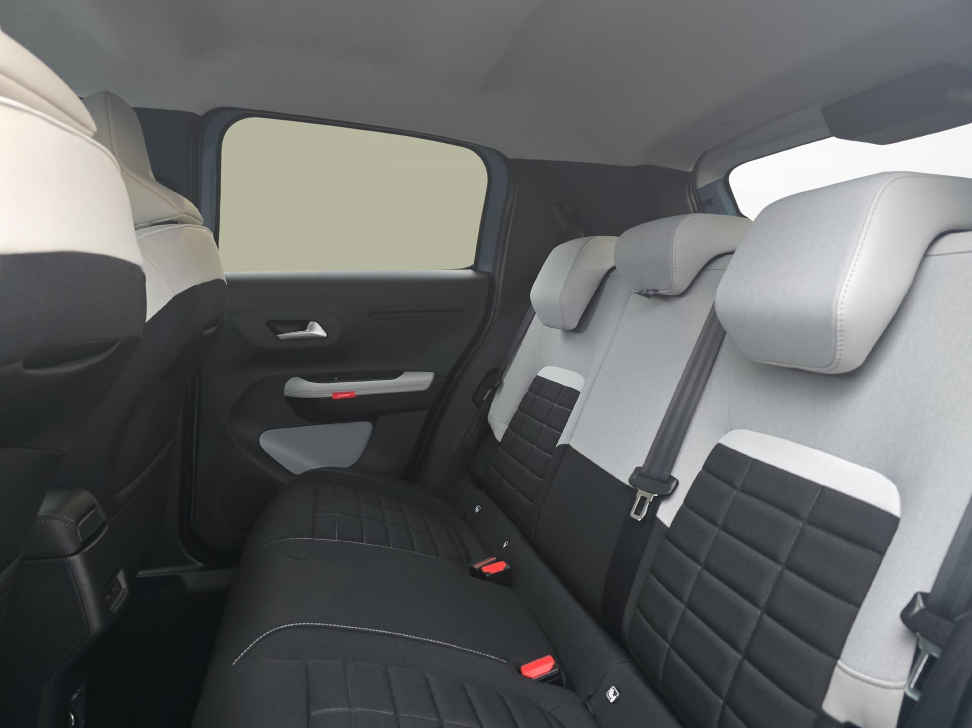 CITROEN C3 1.2 Hybrid Max-image-8
