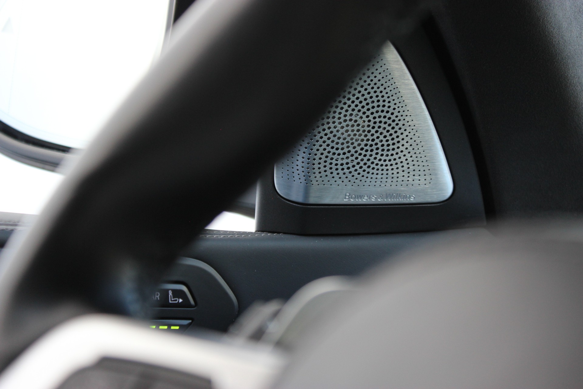 BMW X7 xDrive 48V 40d M Sport BOWERS & WILKINS Individual *NARDOGRAU*-image-22