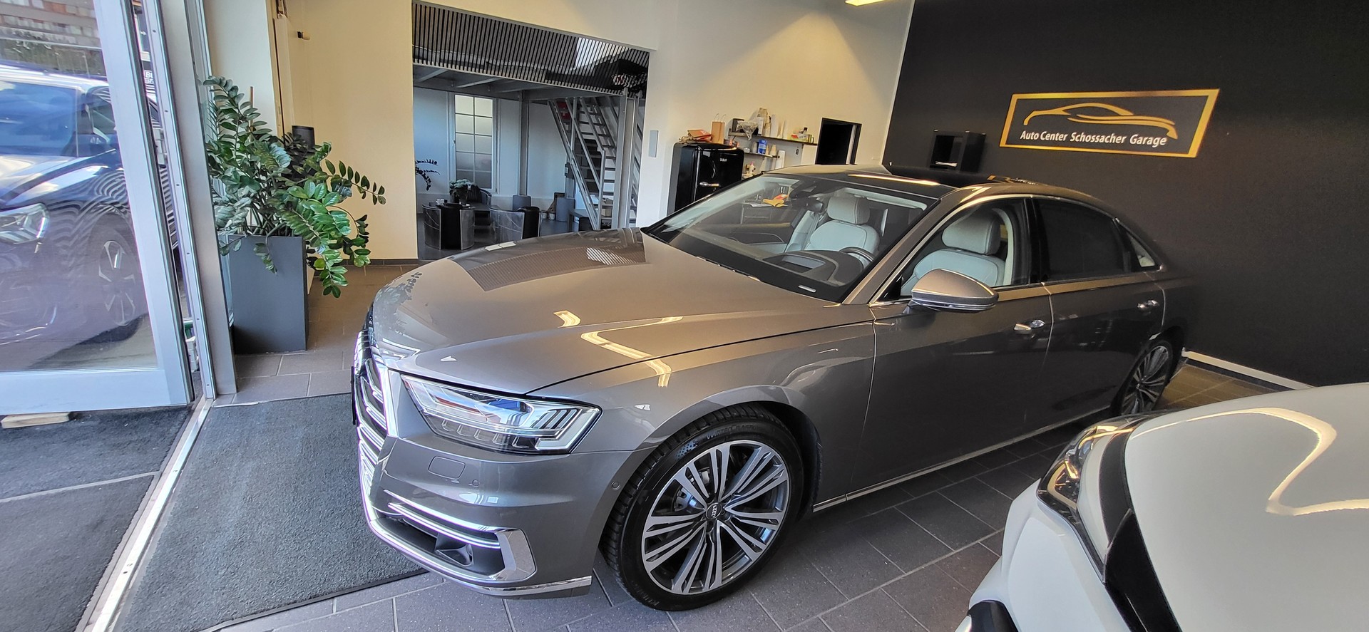 AUDI A8 55 TFSI quattro tiptronic-showroom-element-1