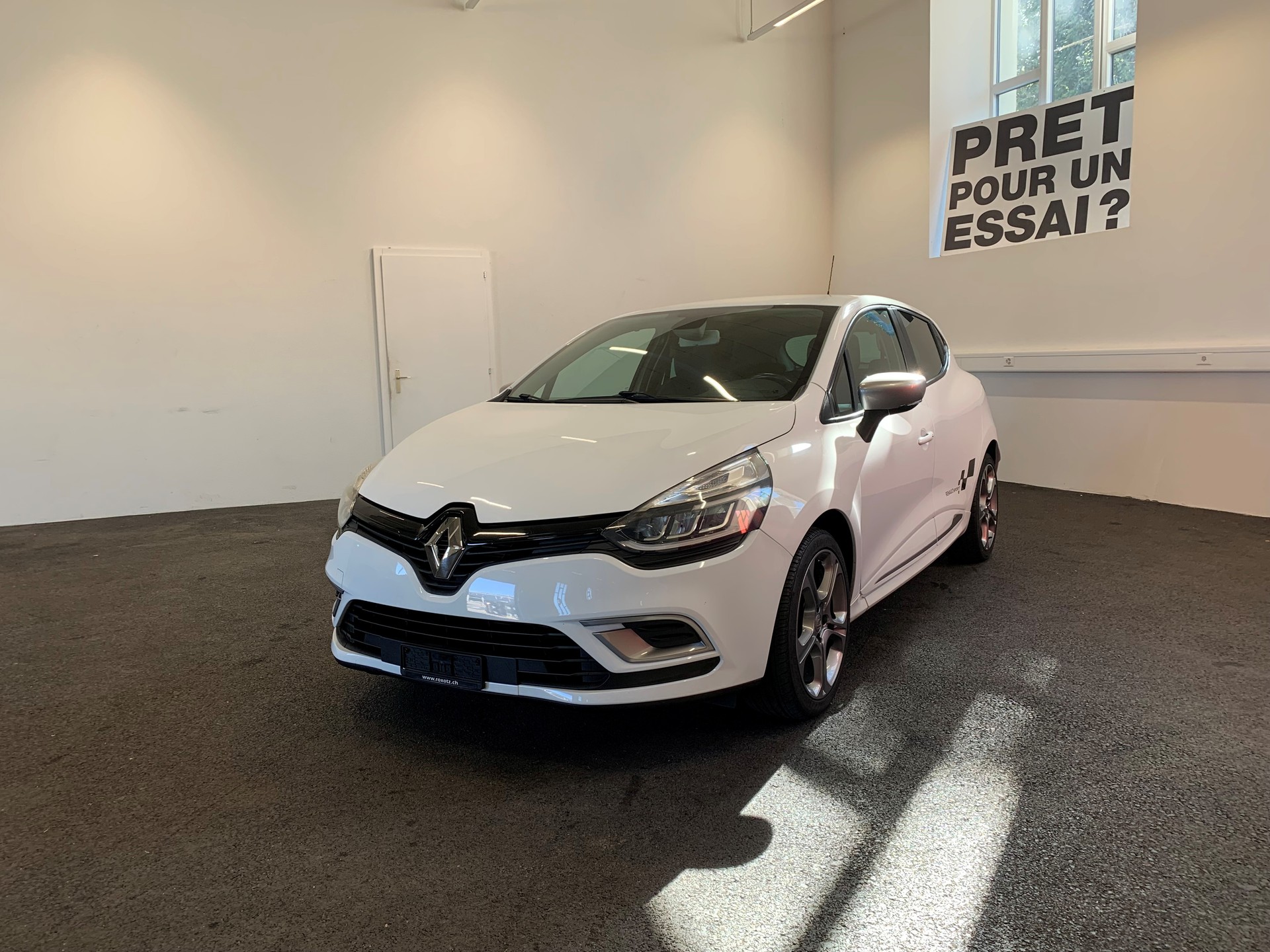 RENAULT Clio 1.2 16V T GT Line