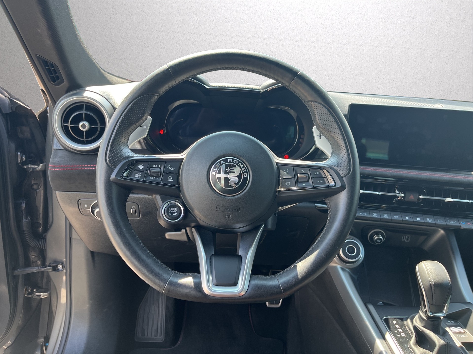ALFA ROMEO Tonale 1.3 Plug-in-Hybrid Q4 Veloce Pack Premium-showroom-element-2