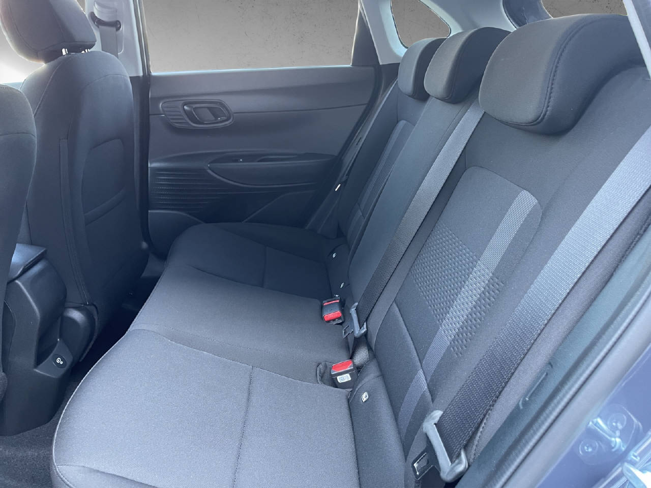 HYUNDAI i20 1.0 T-GDi Amplia Go Safety Pack MY26-image-13