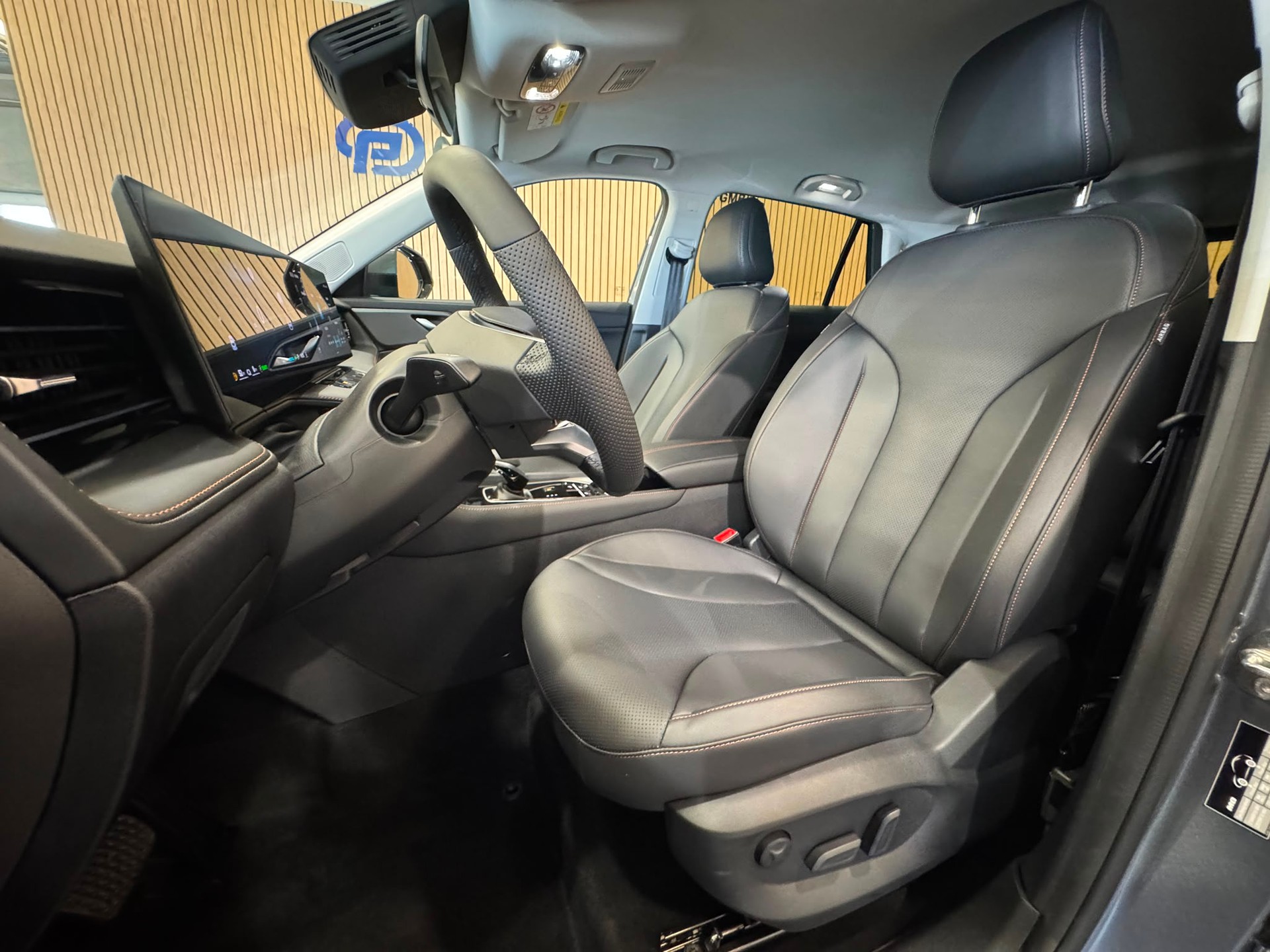 MG HS 1.5 T PHEV Luxury-image-15