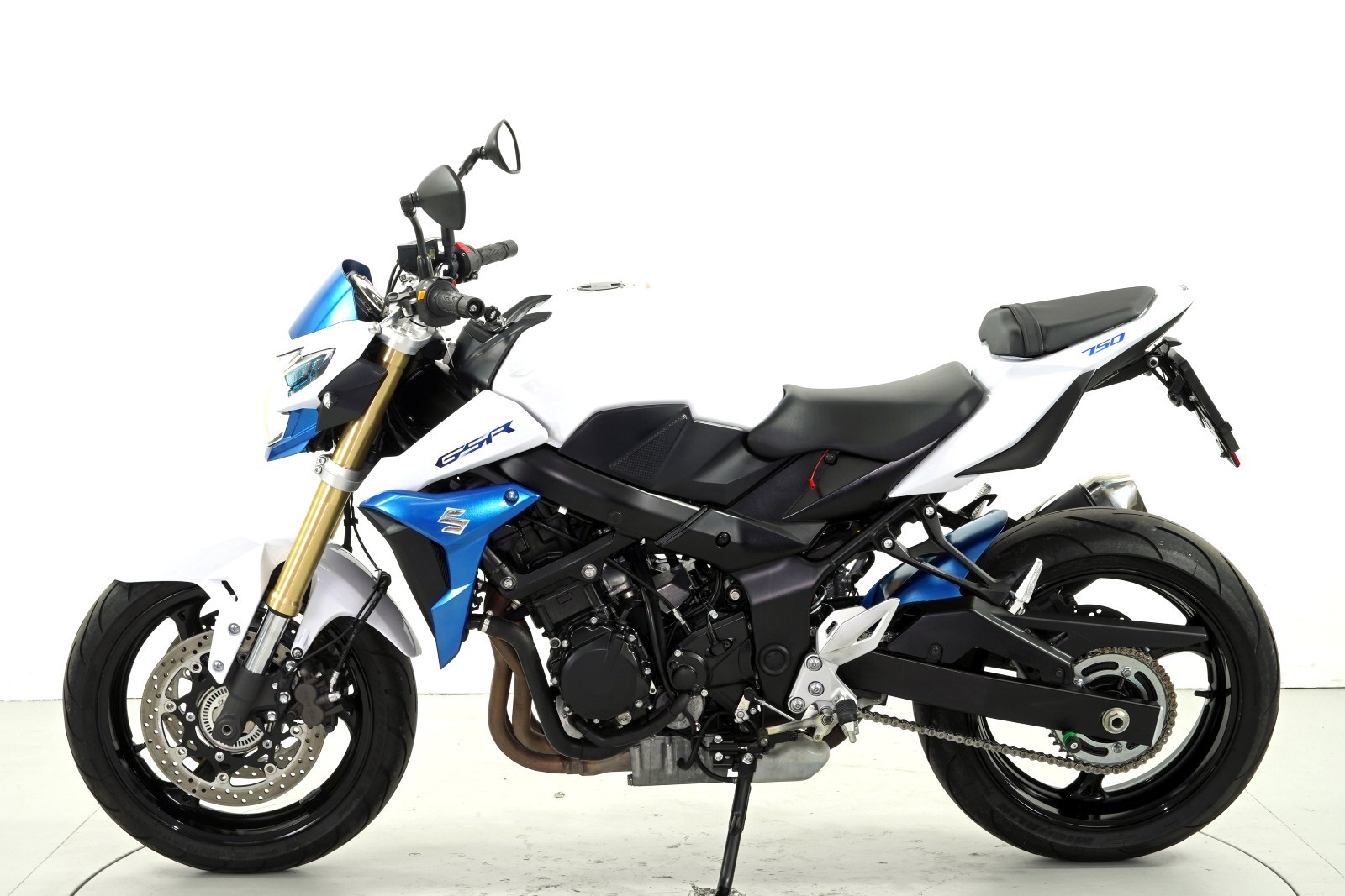 SUZUKI GSR 750 ABS-image-4
