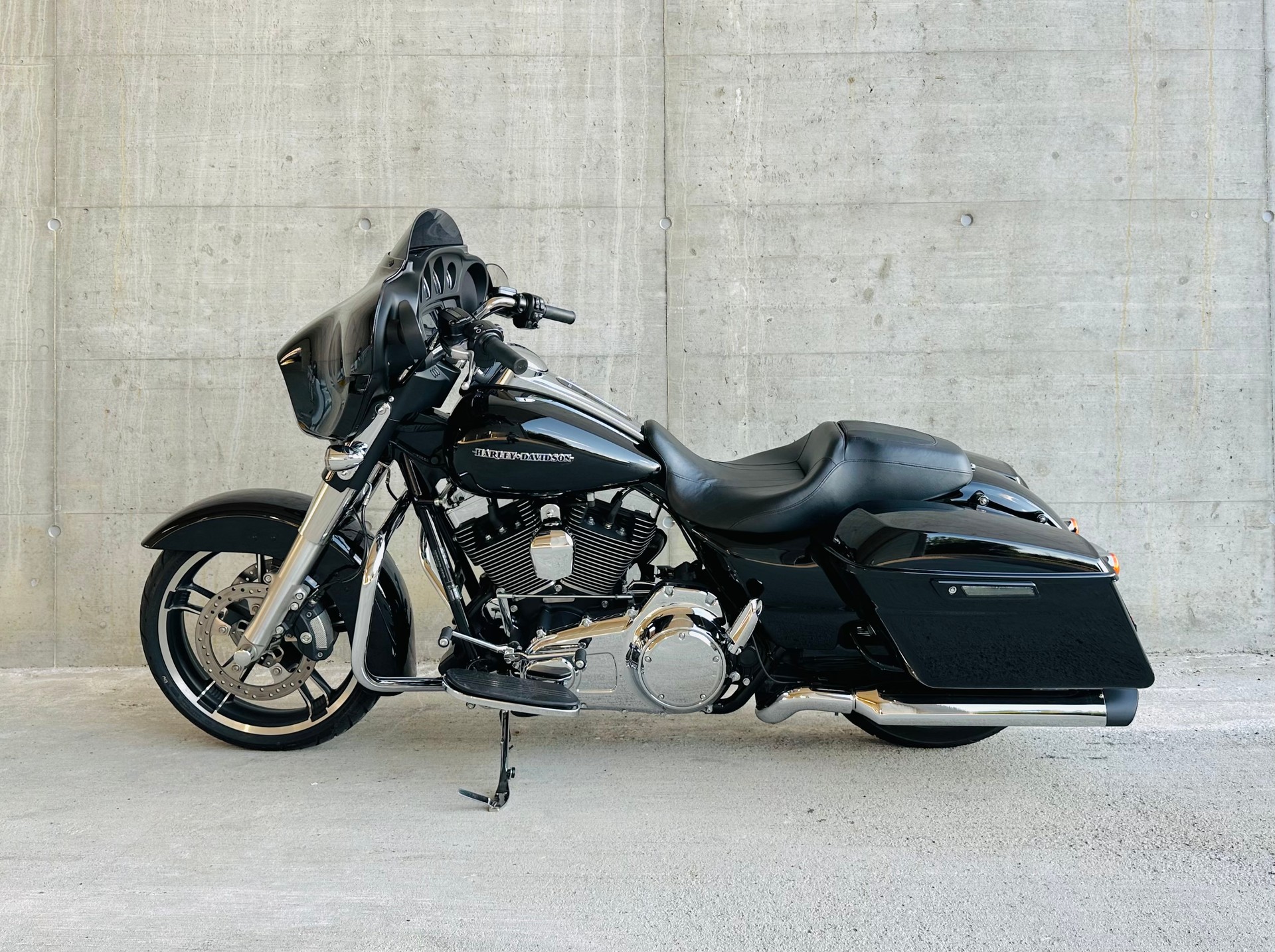 HARLEY-DAVIDSON FLHX Street Glide ABS-image-6