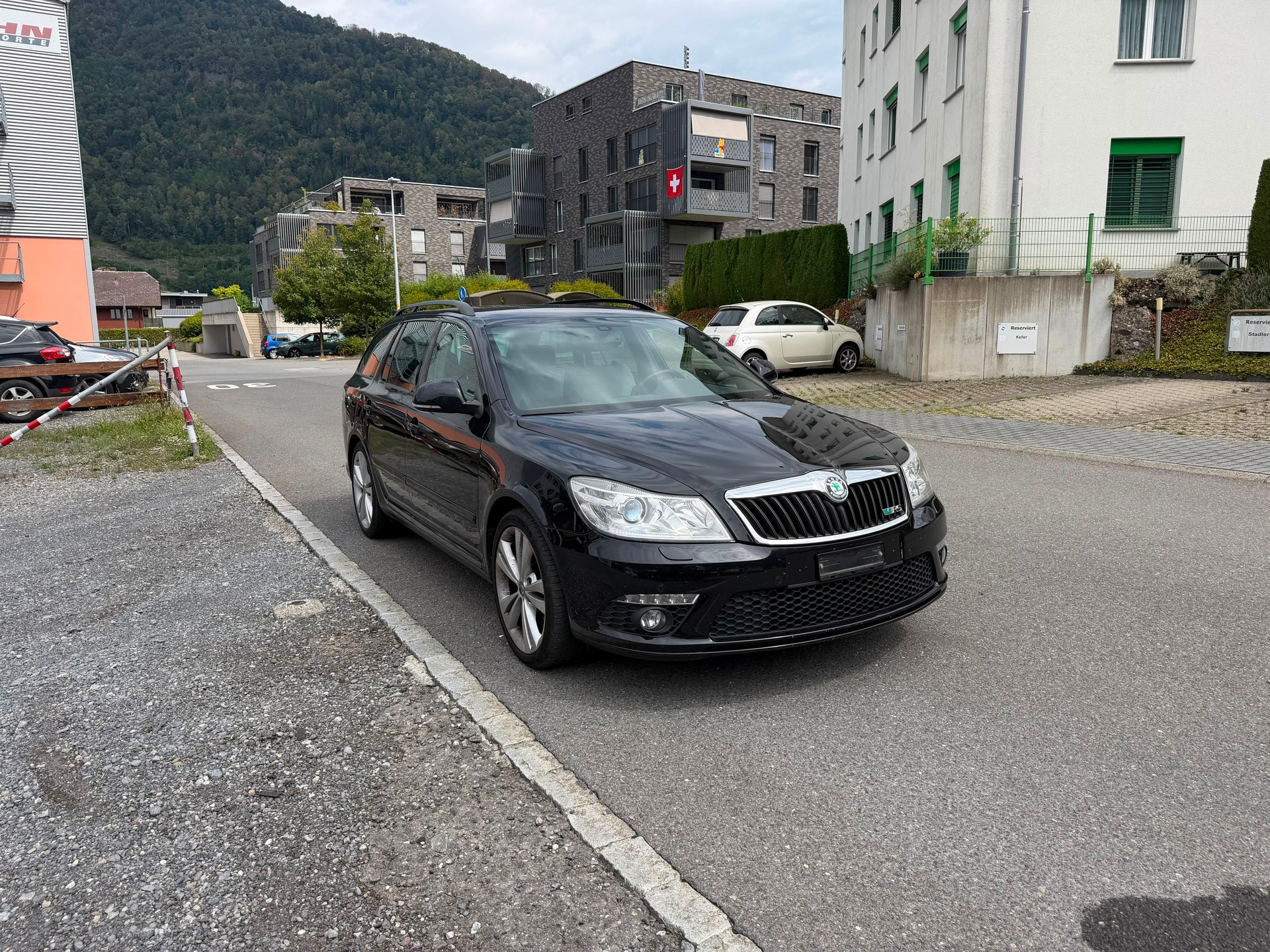 SKODA Octavia Combi 2.0 TSI RS