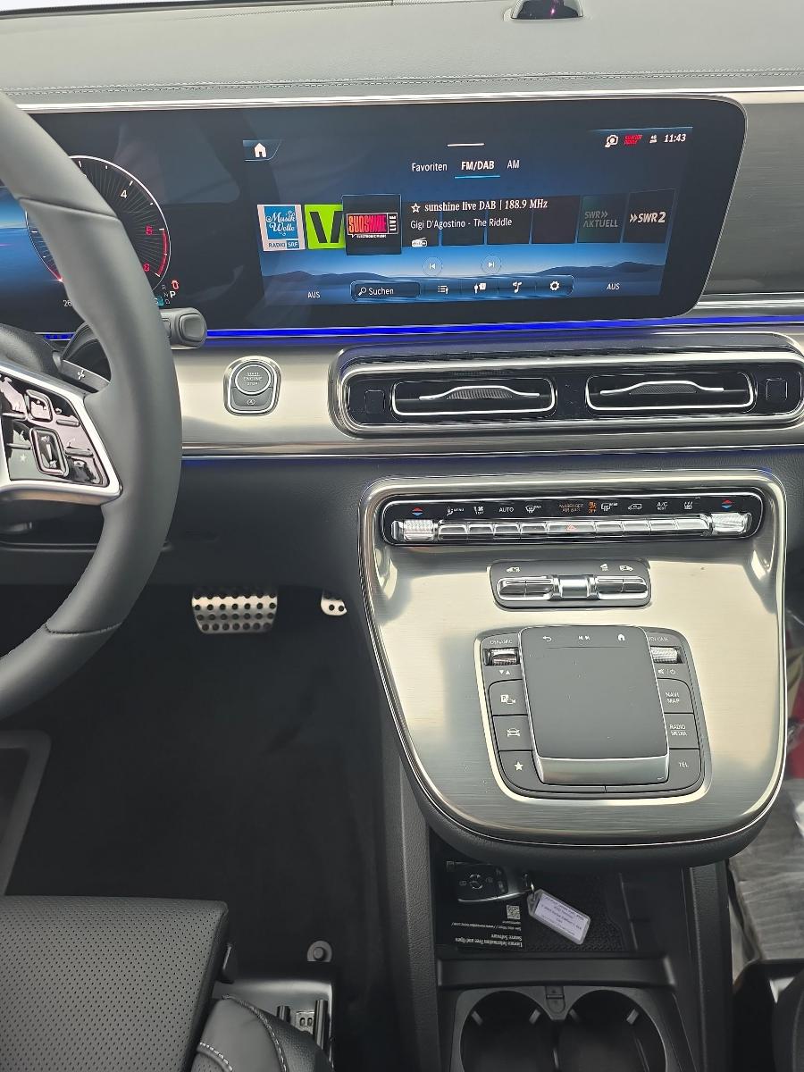 MERCEDES-BENZ V 300d Swiss Edition L 4x4-image-11