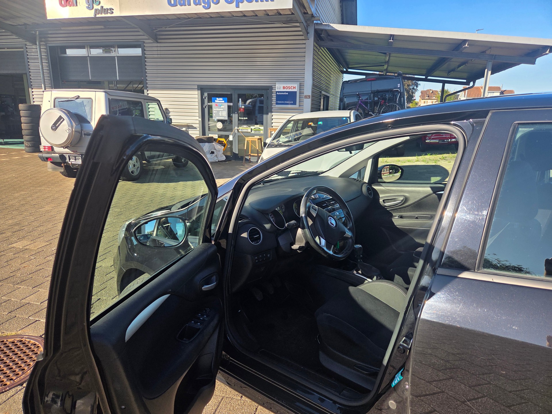 FIAT Punto 1.4 16V Lounge-image-5