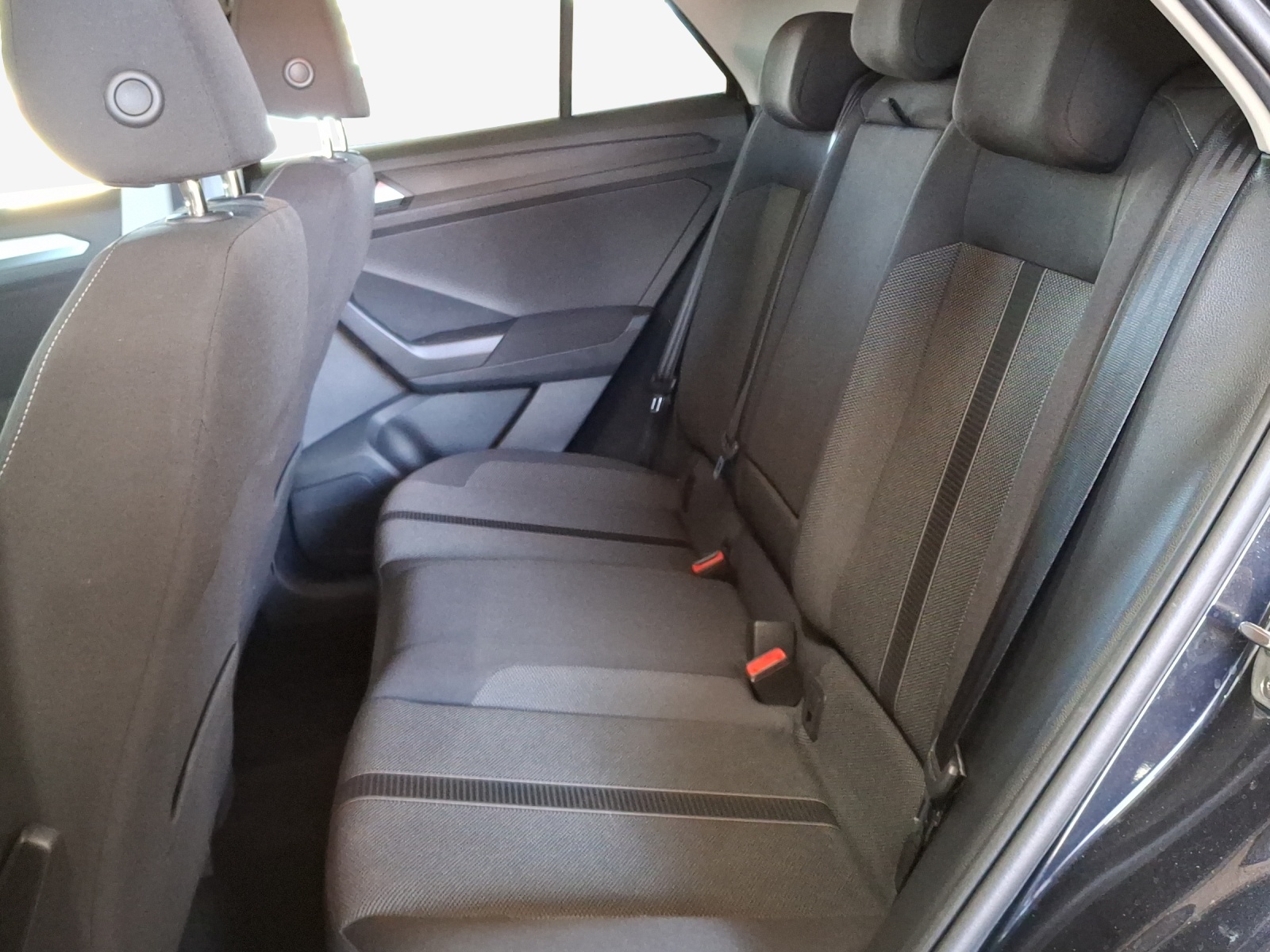 VW T-Roc 1.5 TSI EVO Life DSG-image-11
