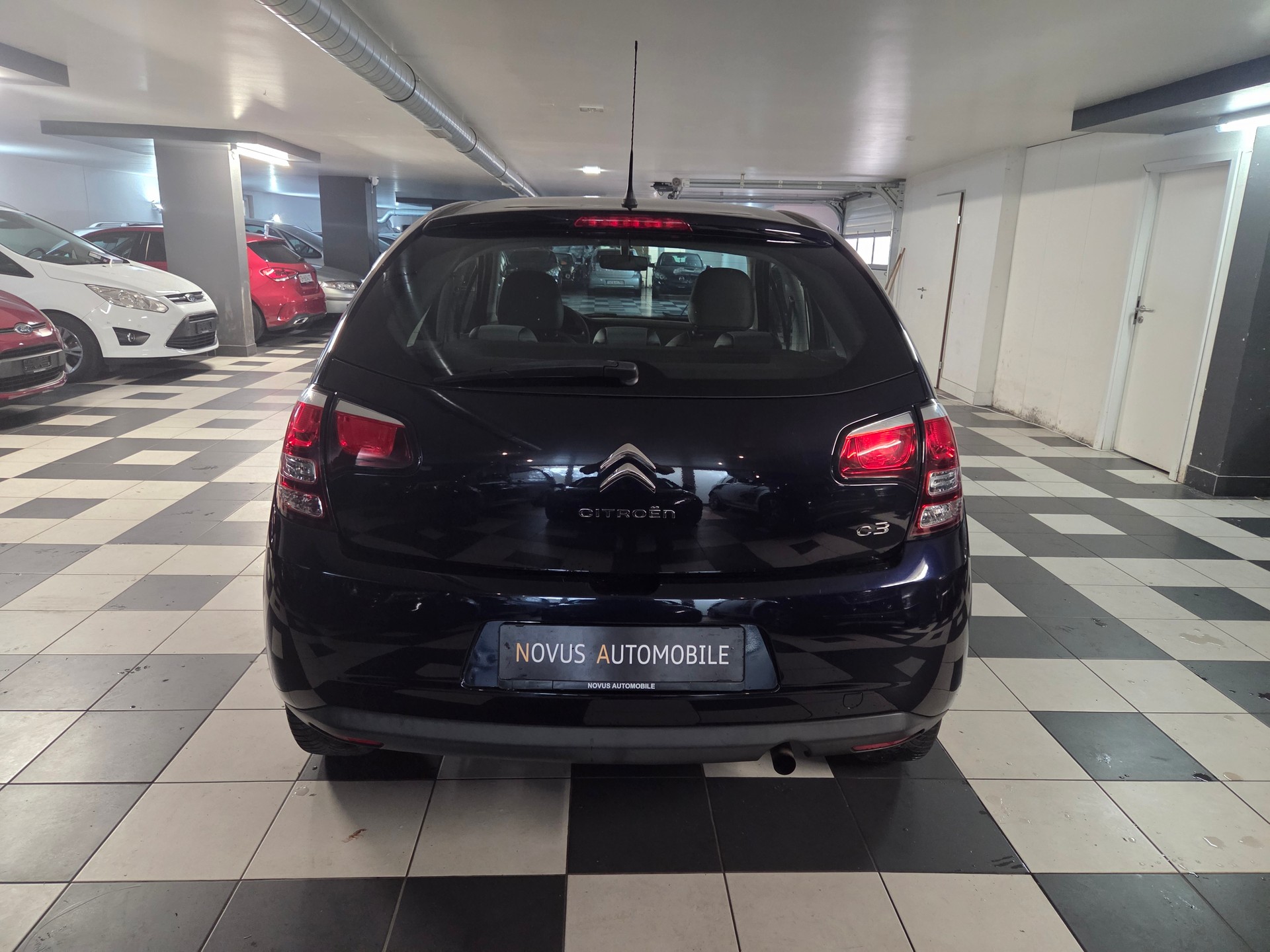 CITROEN C3 1.0i Attraction-image-3