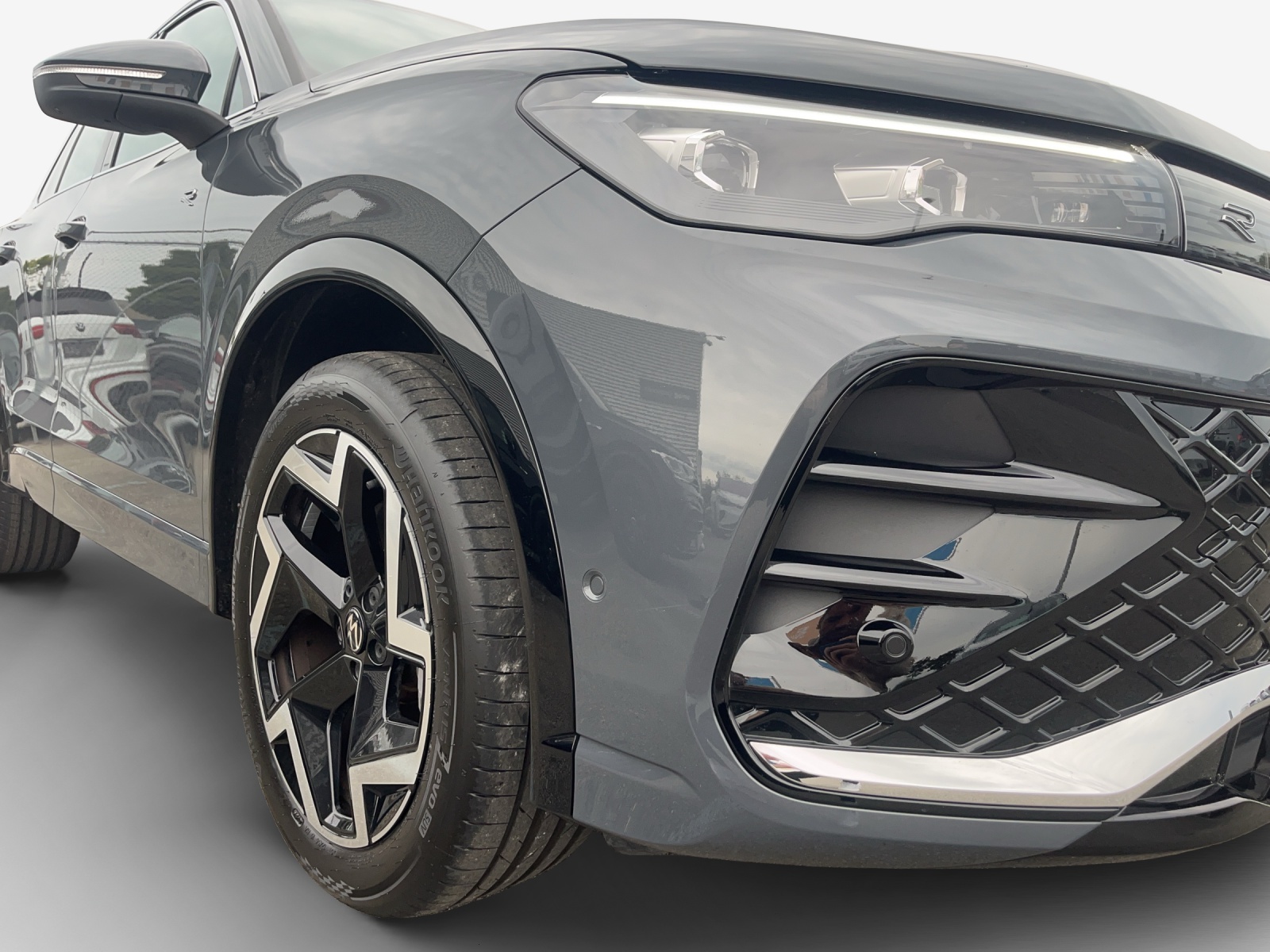 VW Tiguan 2.0 TSI DSG R-Line 4Motion-image-14