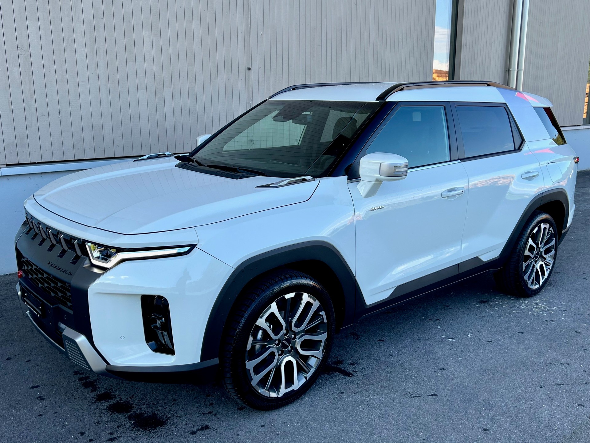 KGM-SsangYong Torres 1.5 TGDI Titanium 4WD AT-image-4