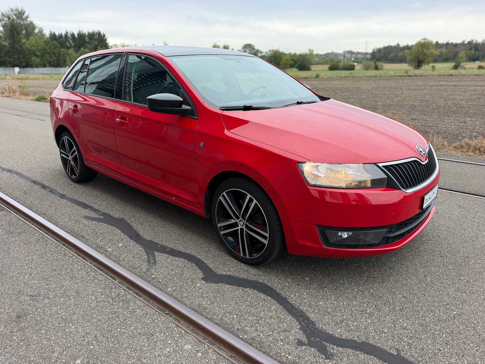 SKODA Rapid Spaceback 1.4 TSI Ambition DSG-showroom-element-2