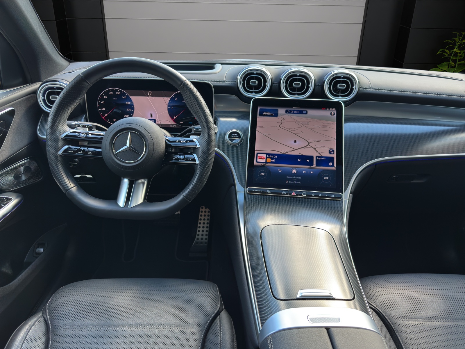 MERCEDES-BENZ GLC 450d 4Matic 9G-Tronic-image-11