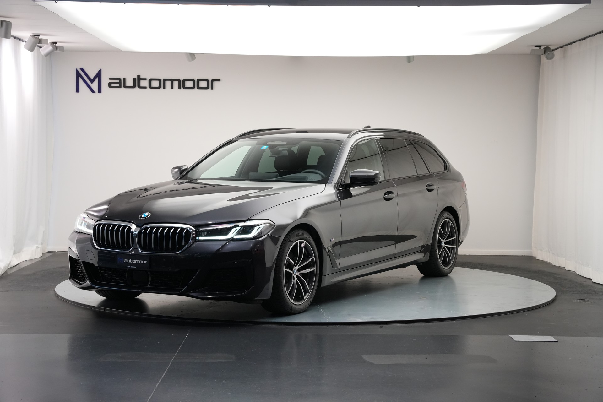 BMW 520d xDrive 48V Touring Pure M Sport Edition *CH-Fahrzeug*