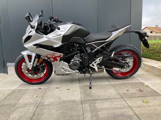 SUZUKI GSX-R 8-image-1