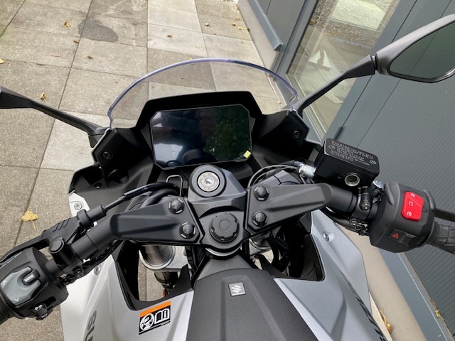 SUZUKI GSX-R 8-image-4