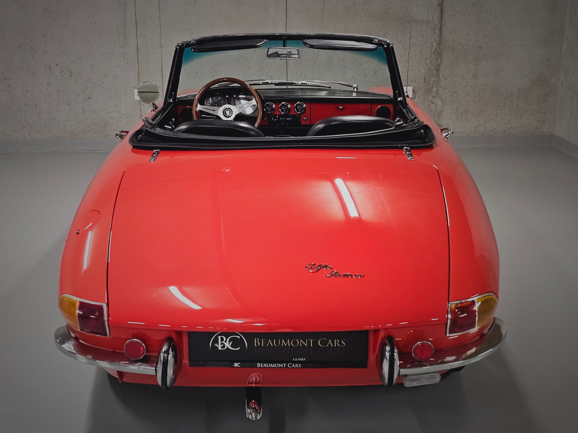ALFA ROMEO 1600 DUETTO 1 re série « osso di seppia - os de seiche »-showroom-element-3