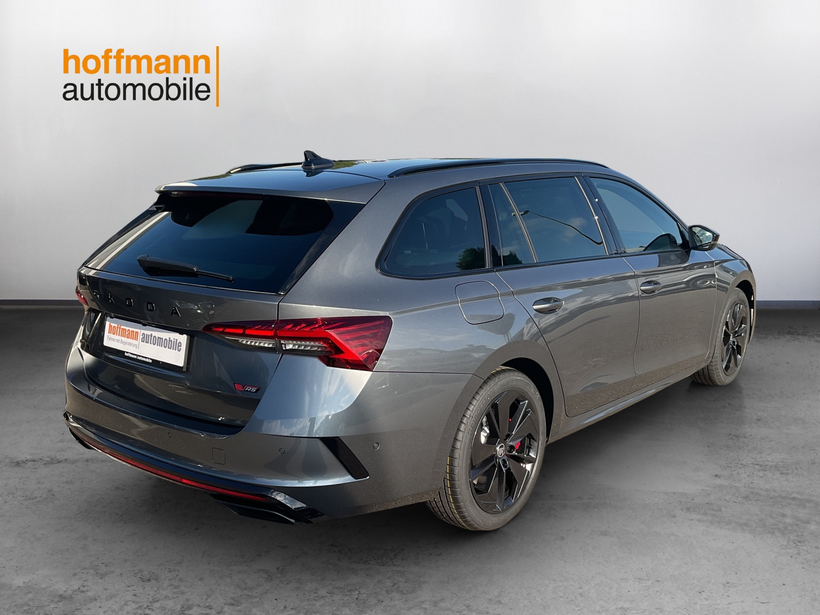 SKODA Octavia Combi 2.0 TSI DSG RS-showroom-element-3