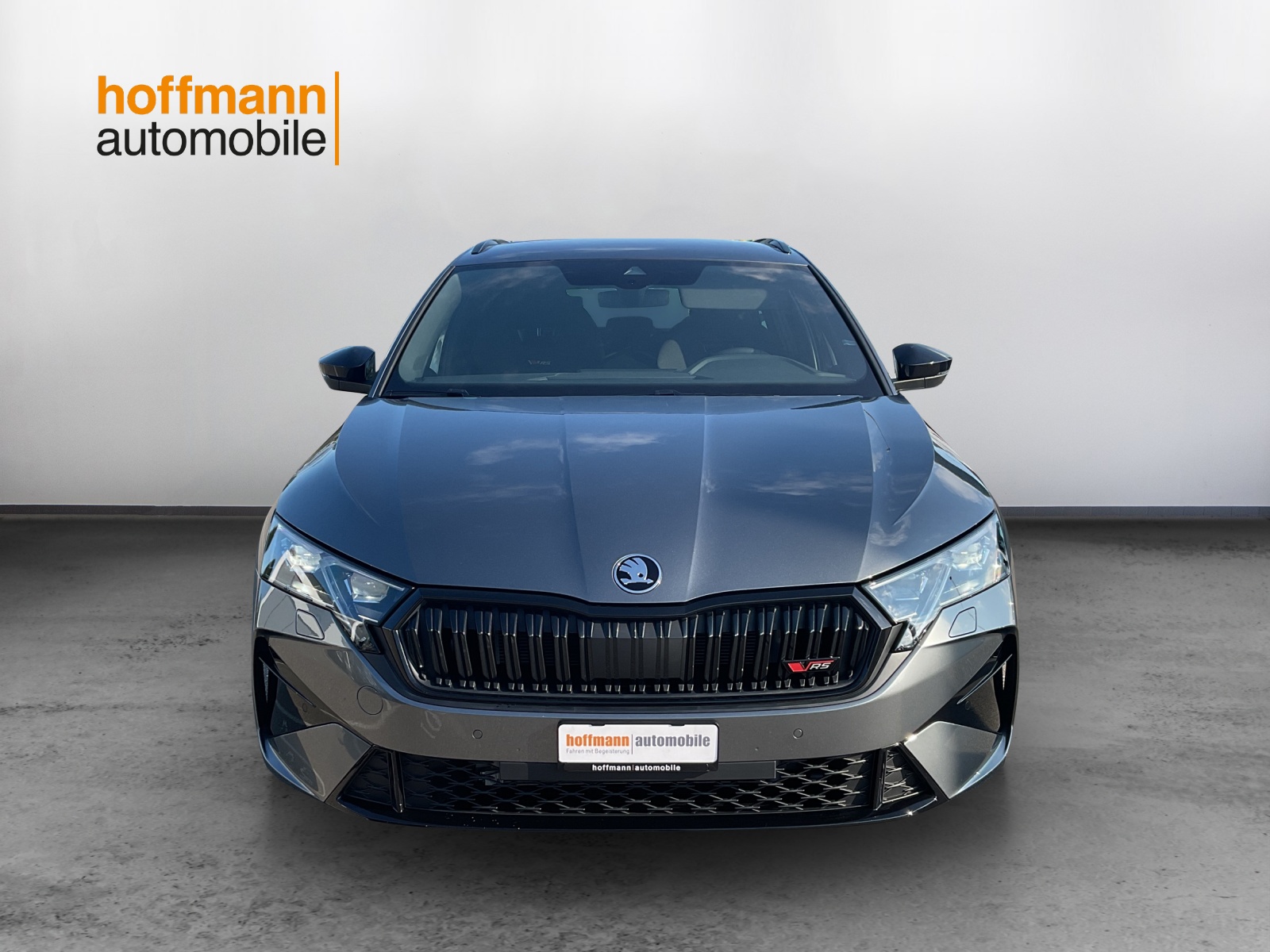 SKODA Octavia Combi 2.0 TSI DSG RS-showroom-element-1