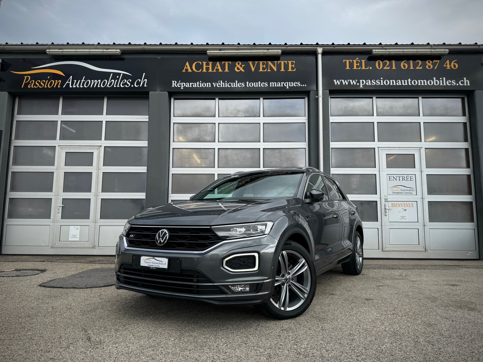 VW T-Roc 2.0 TDI SCR Sport R line DSG 4Motion - Véhicule Suisse (CH)-image-15