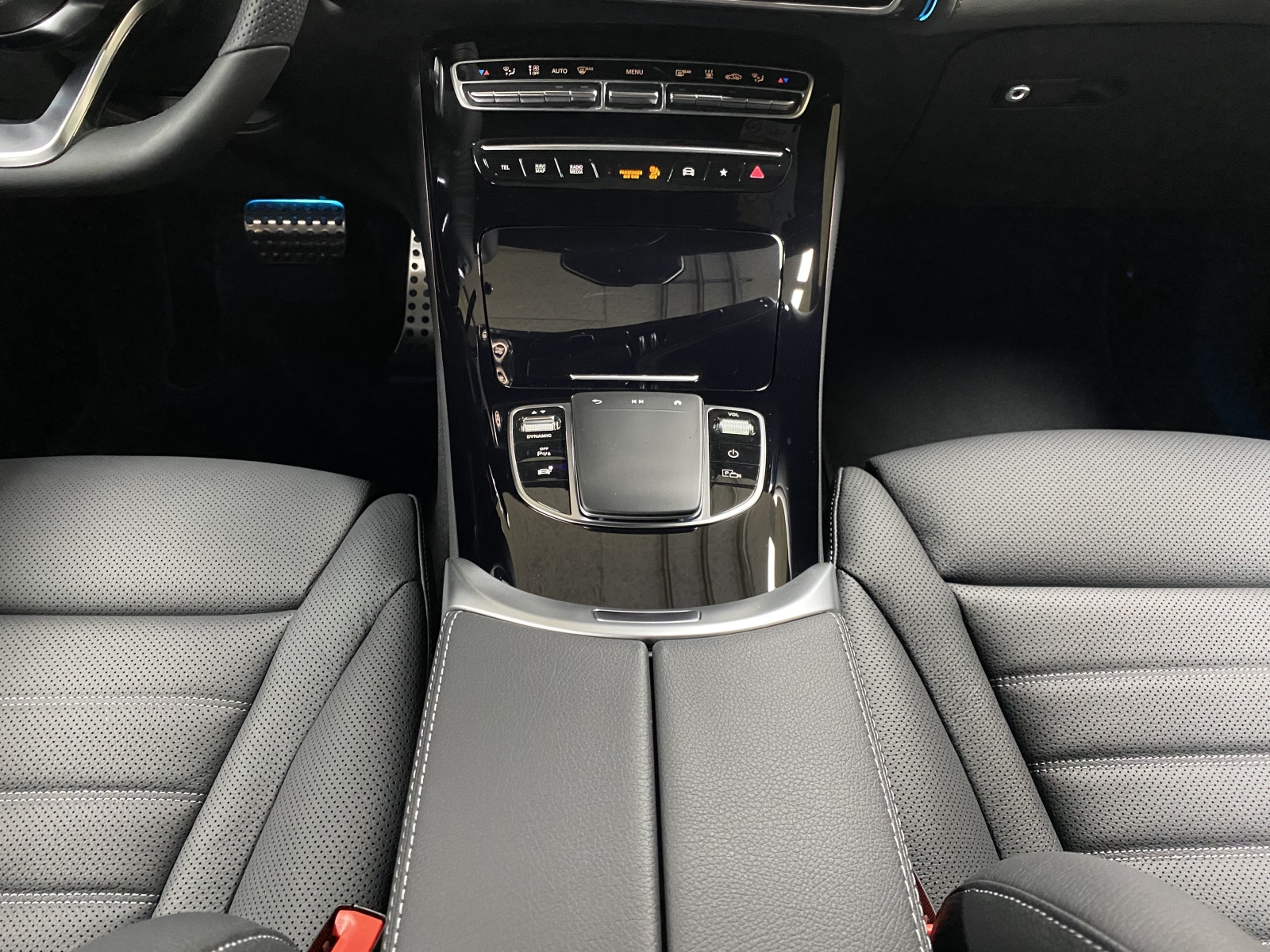MERCEDES-BENZ EQC 400 4MATIC-image-9