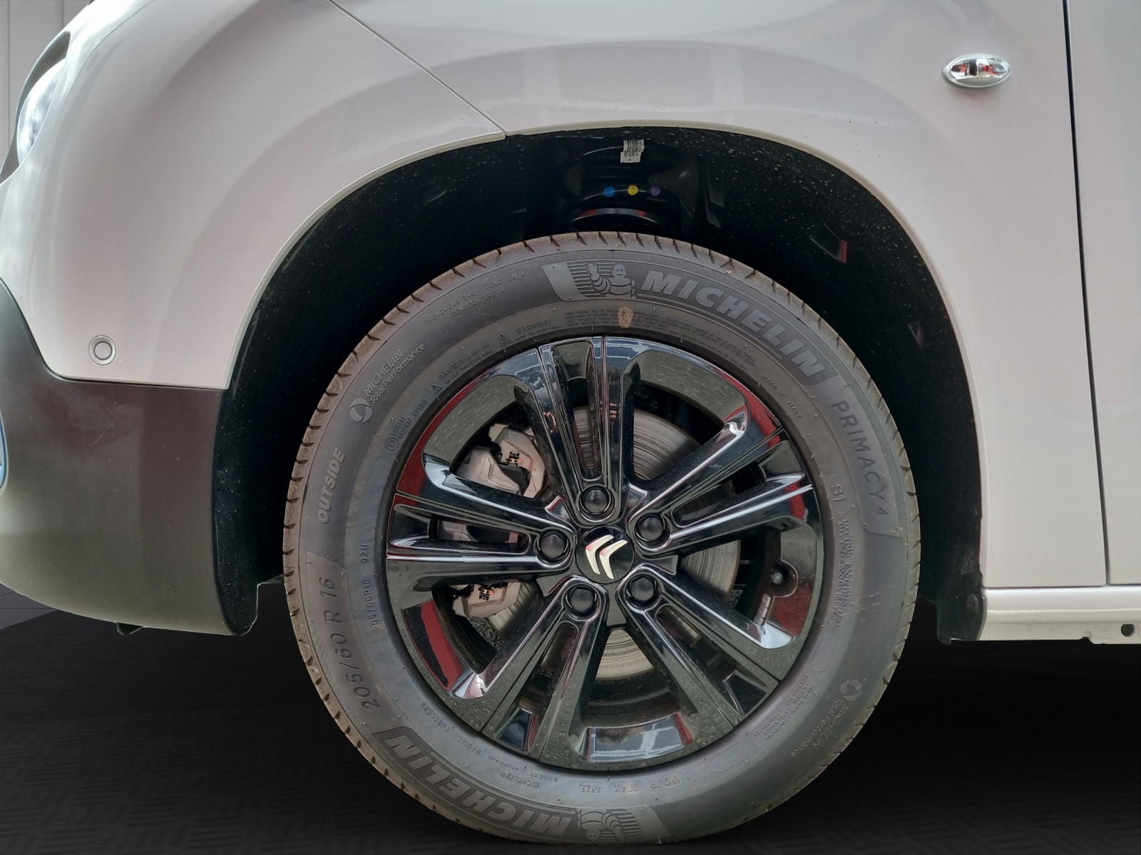 CITROEN e-Berlingo Shine-image-6