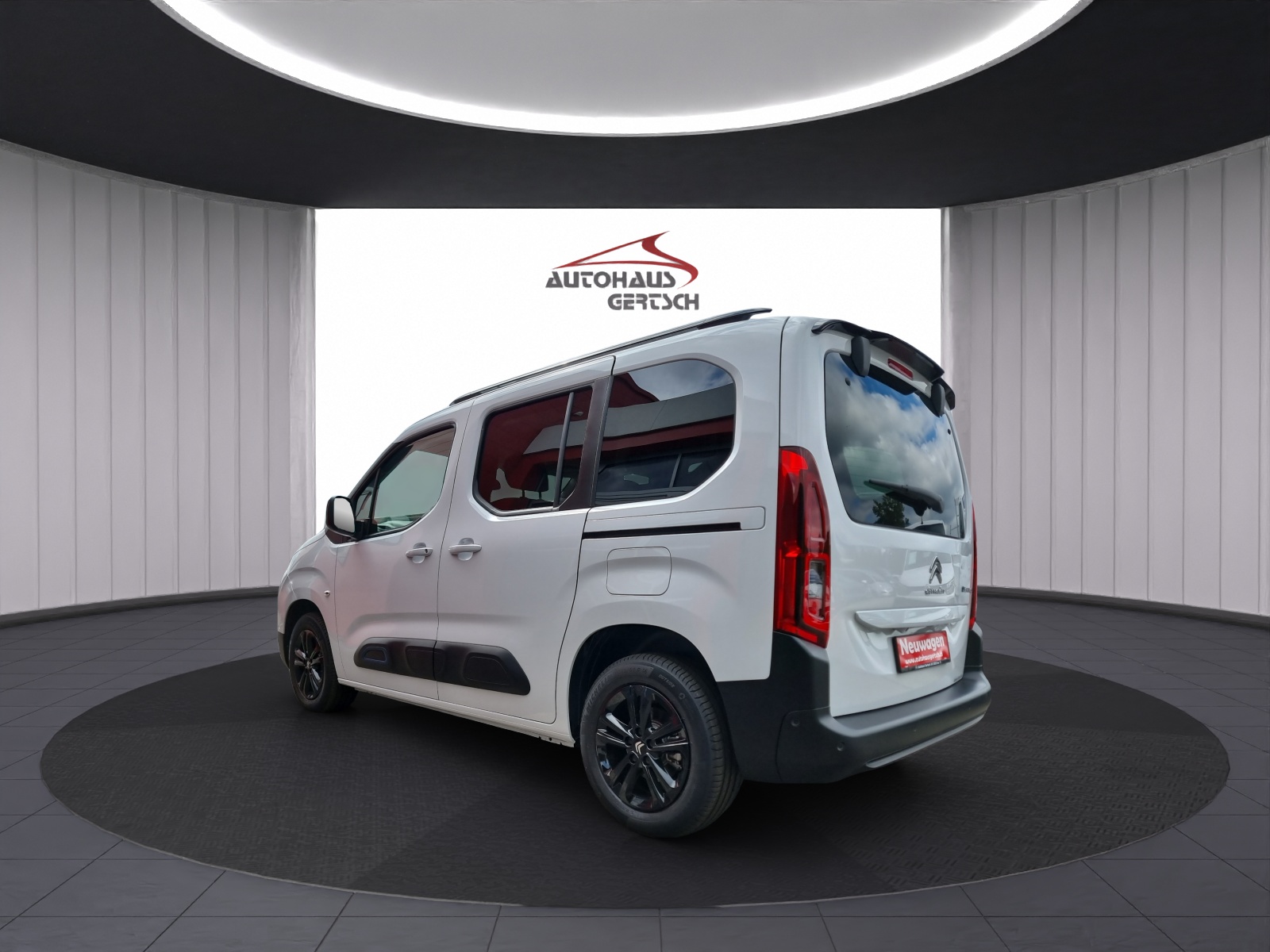 CITROEN e-Berlingo Shine-showroom-element-3