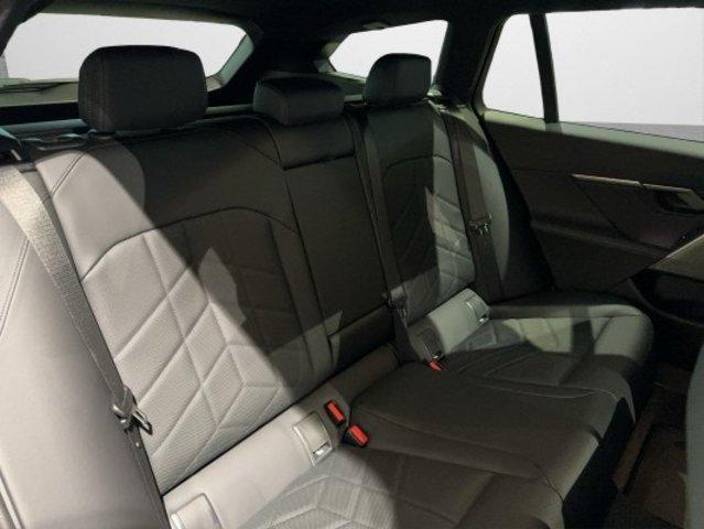 BMW 520d xDrive Touring-image-18
