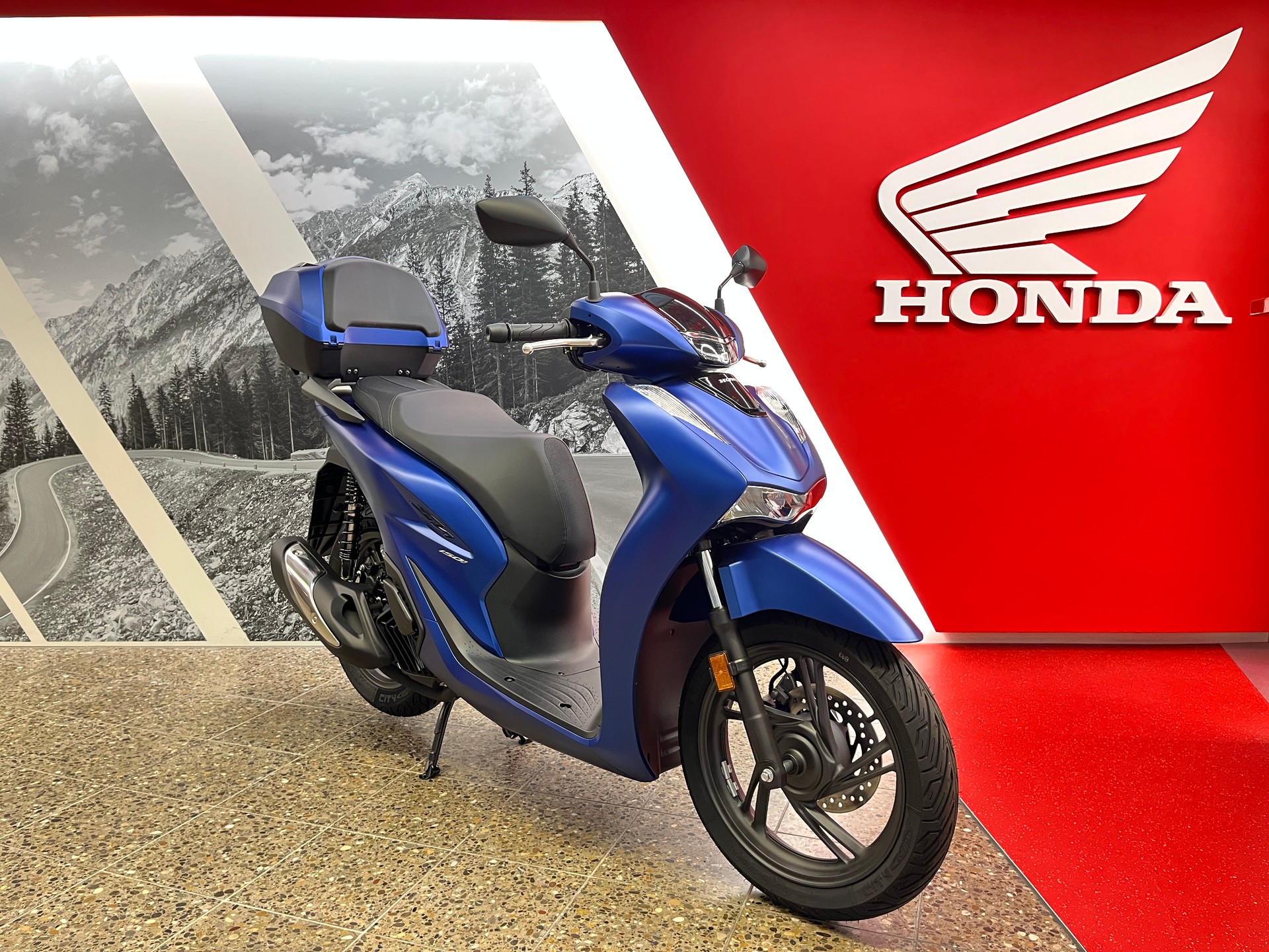 HONDA SH 150AD mit Keyless Top-Box-image-2