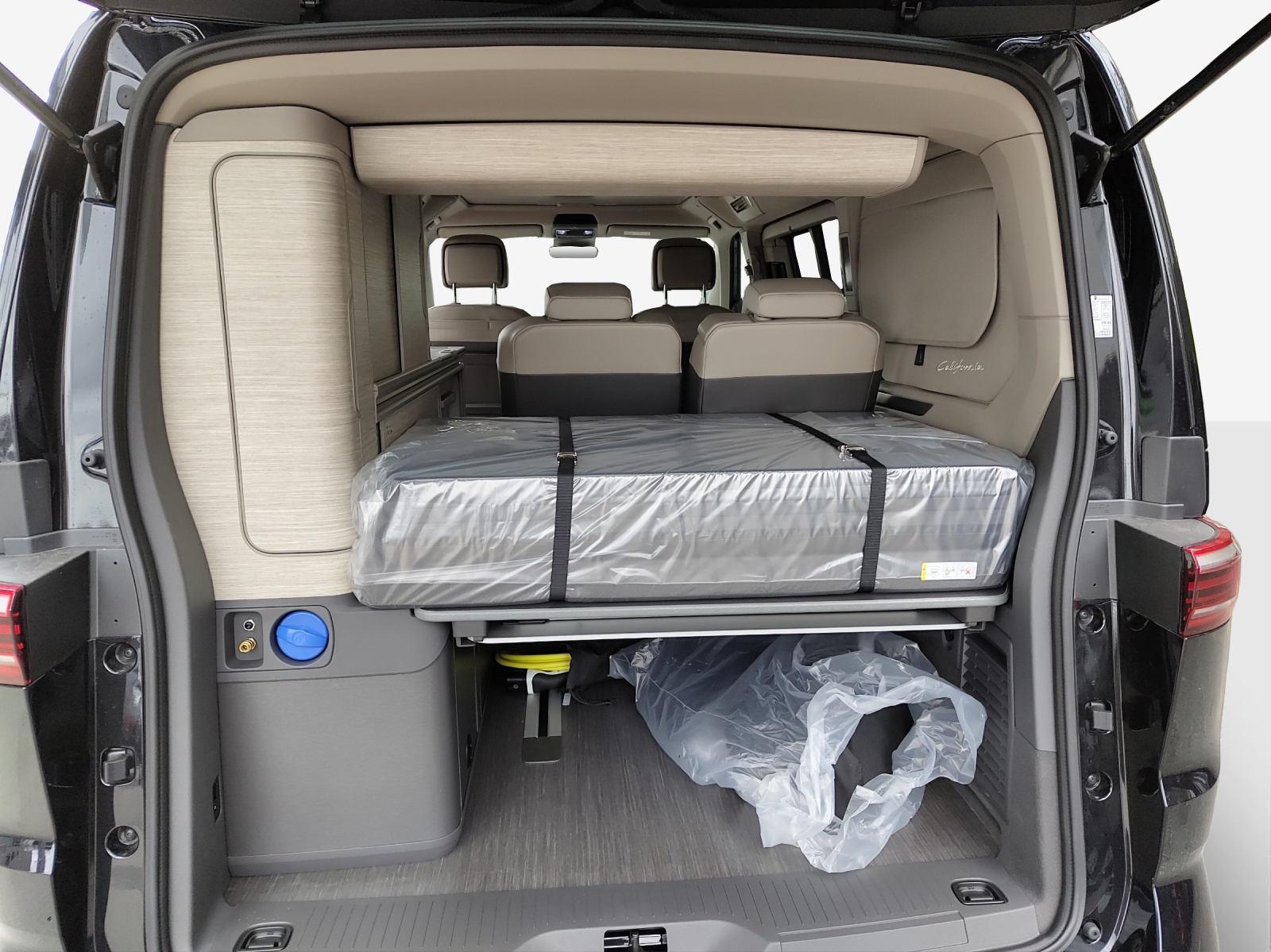 VW California eHybrid Ocean 4Motion-image-11