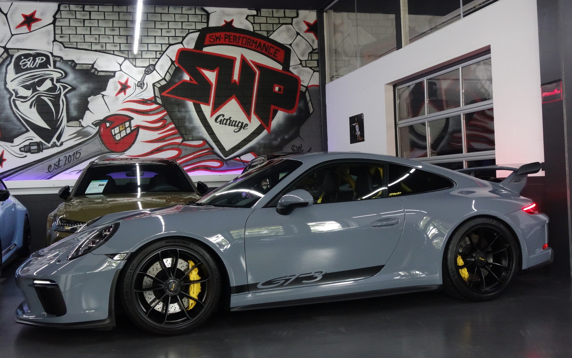 PORSCHE 911 GT3 PDK 991.2 ARCTIC GREY LIFTSYSTEM CLUBSPORT-showroom-element-1