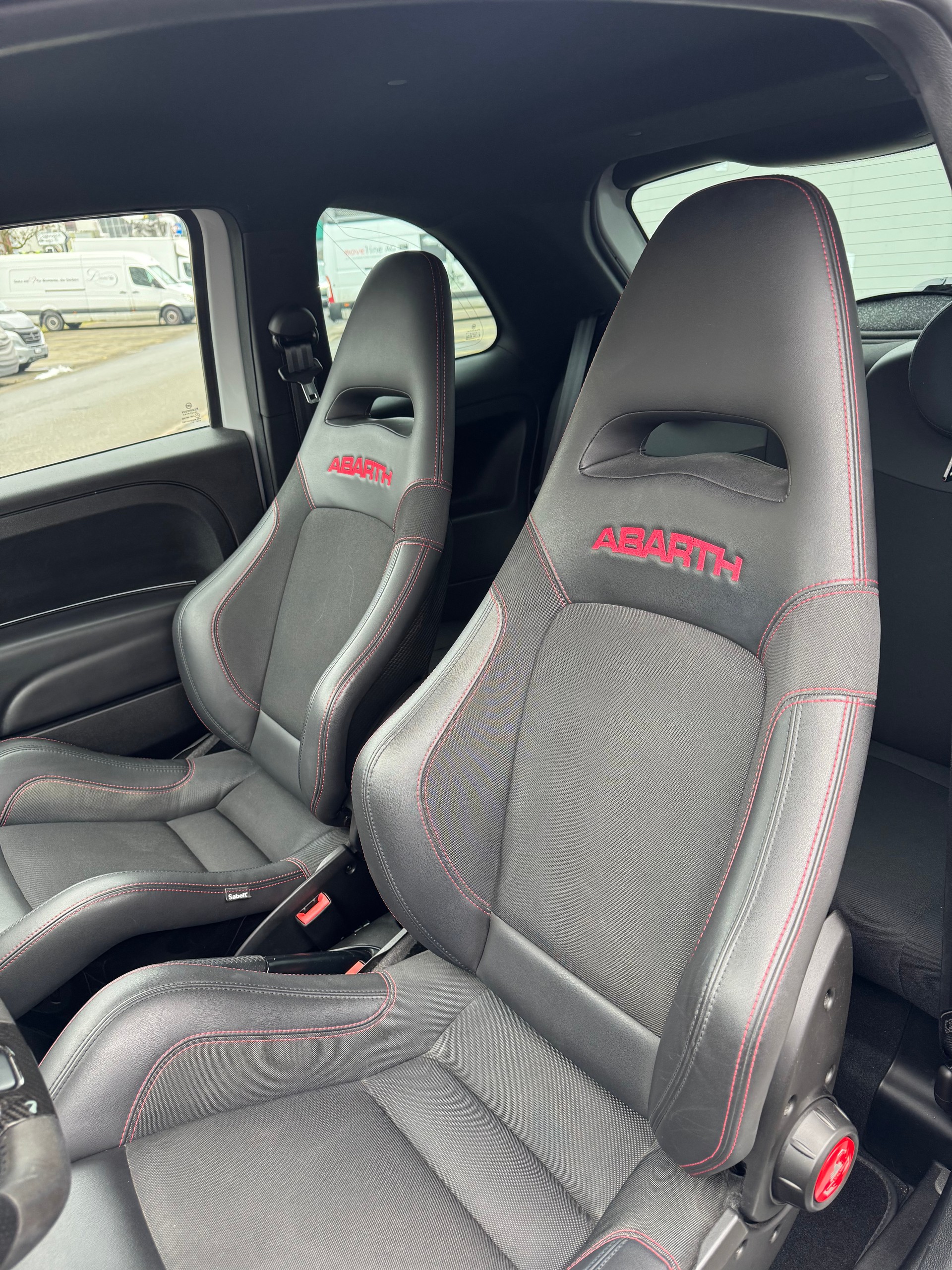 FIAT 595 1.4 16V Turbo Abarth Esseesse-image-11