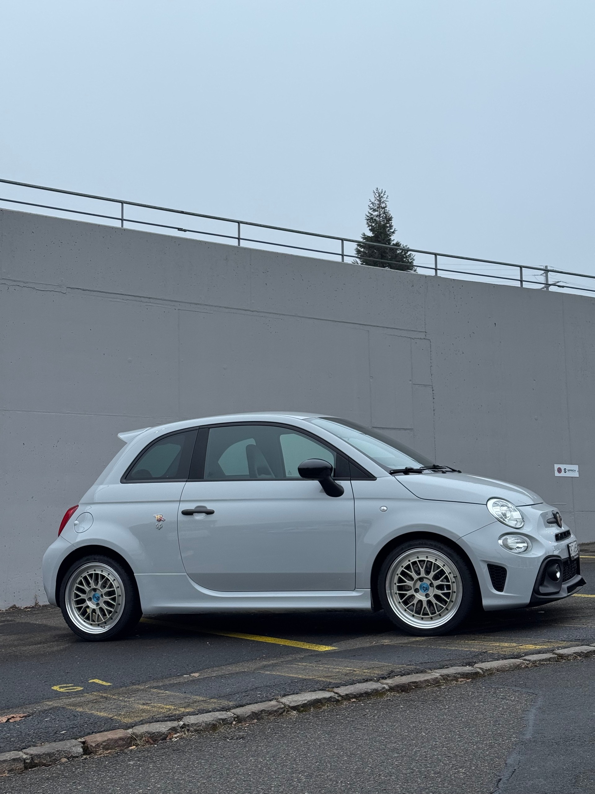 FIAT 595 1.4 16V Turbo Abarth Esseesse-image-1