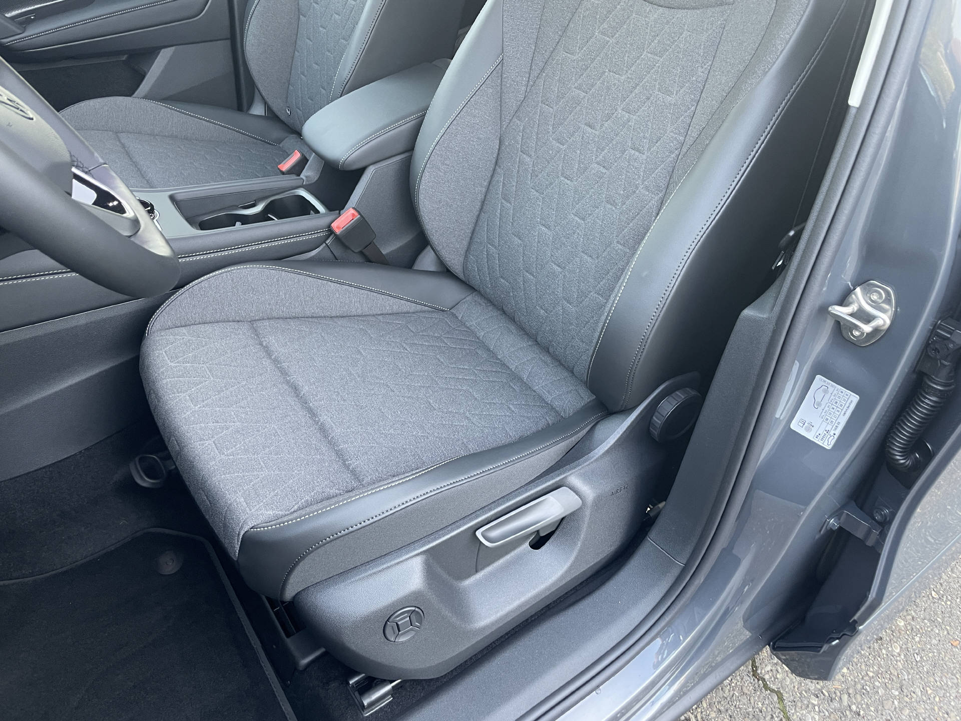 VW Tayron 1.5 eTSI Life DSG-image-8