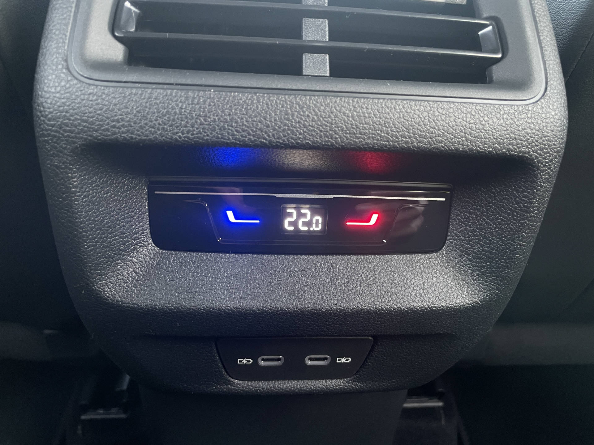 VW Tayron 1.5 eTSI Life DSG-image-21