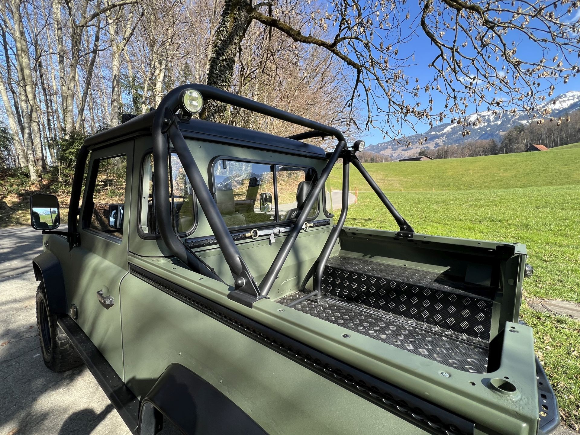 LAND ROVER 90 TD5 Pick Up Avus Performance-image-9