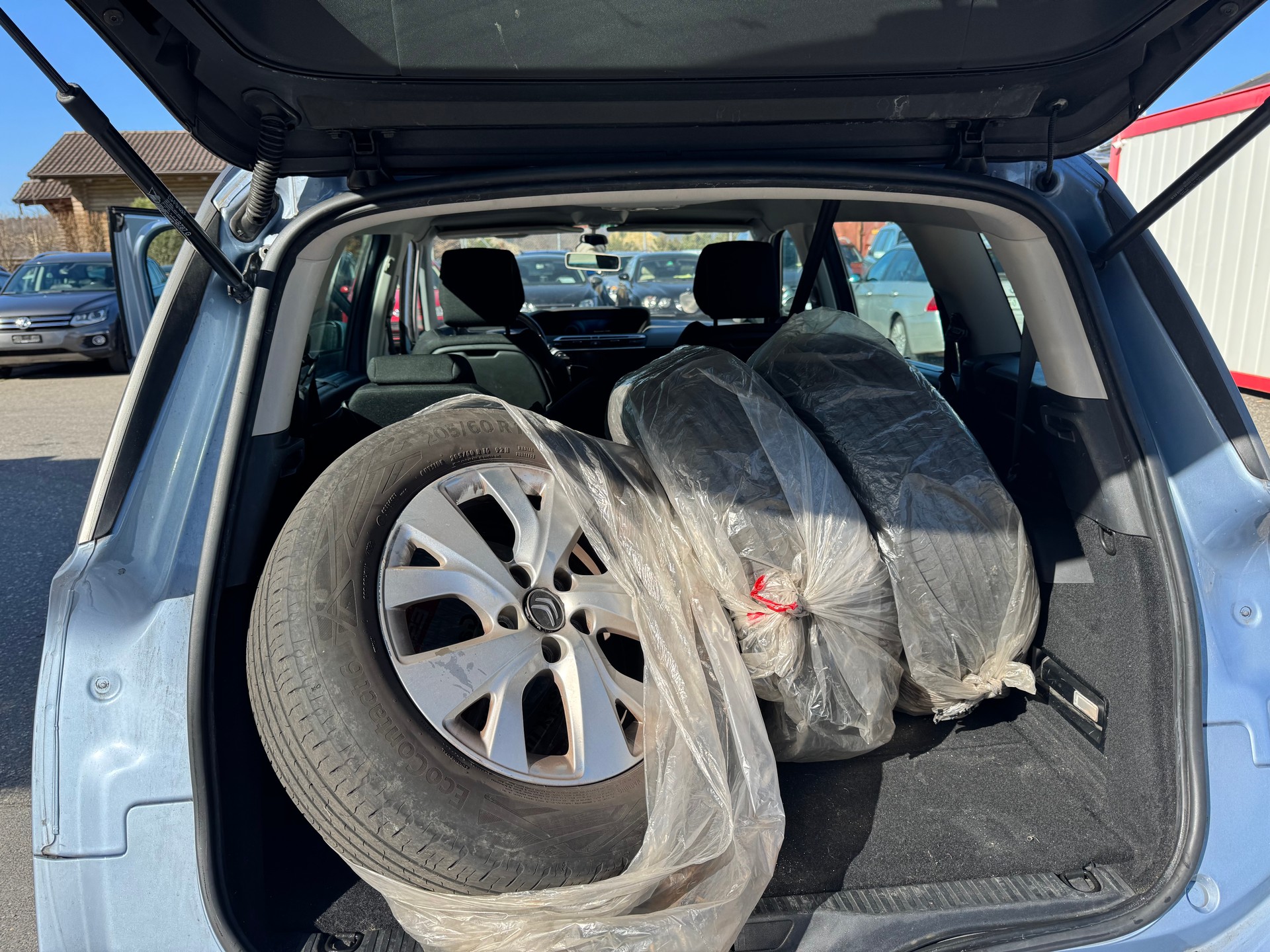 CITROEN Grand C4 Picasso 1.6 e-HDi Attraction EGS6-image-9