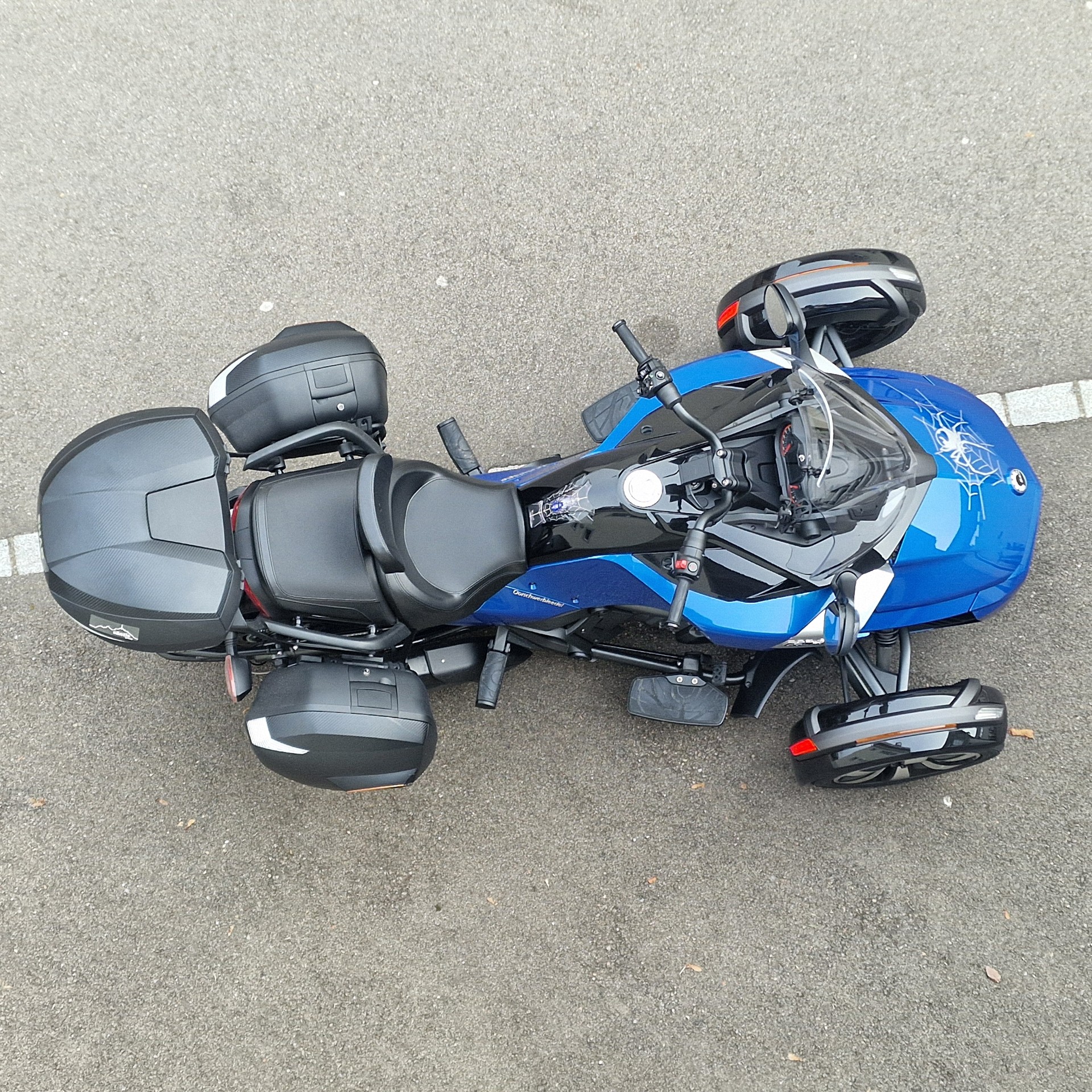 CAN-AM Spyder F3-S SE6-image-4
