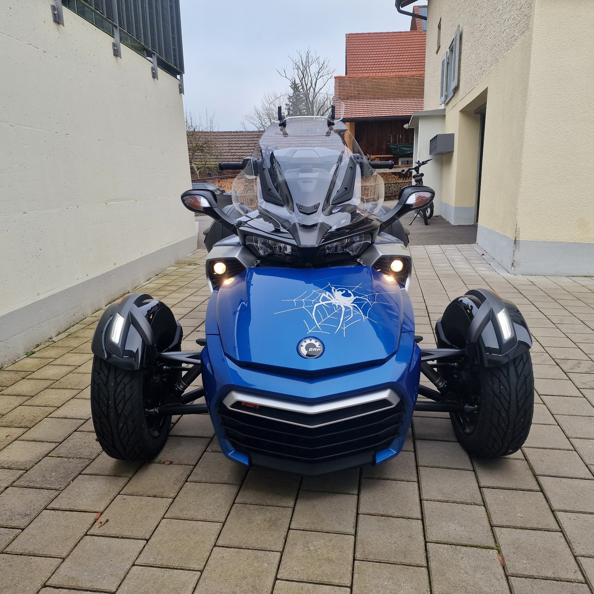 CAN-AM Spyder F3-S SE6-image-1