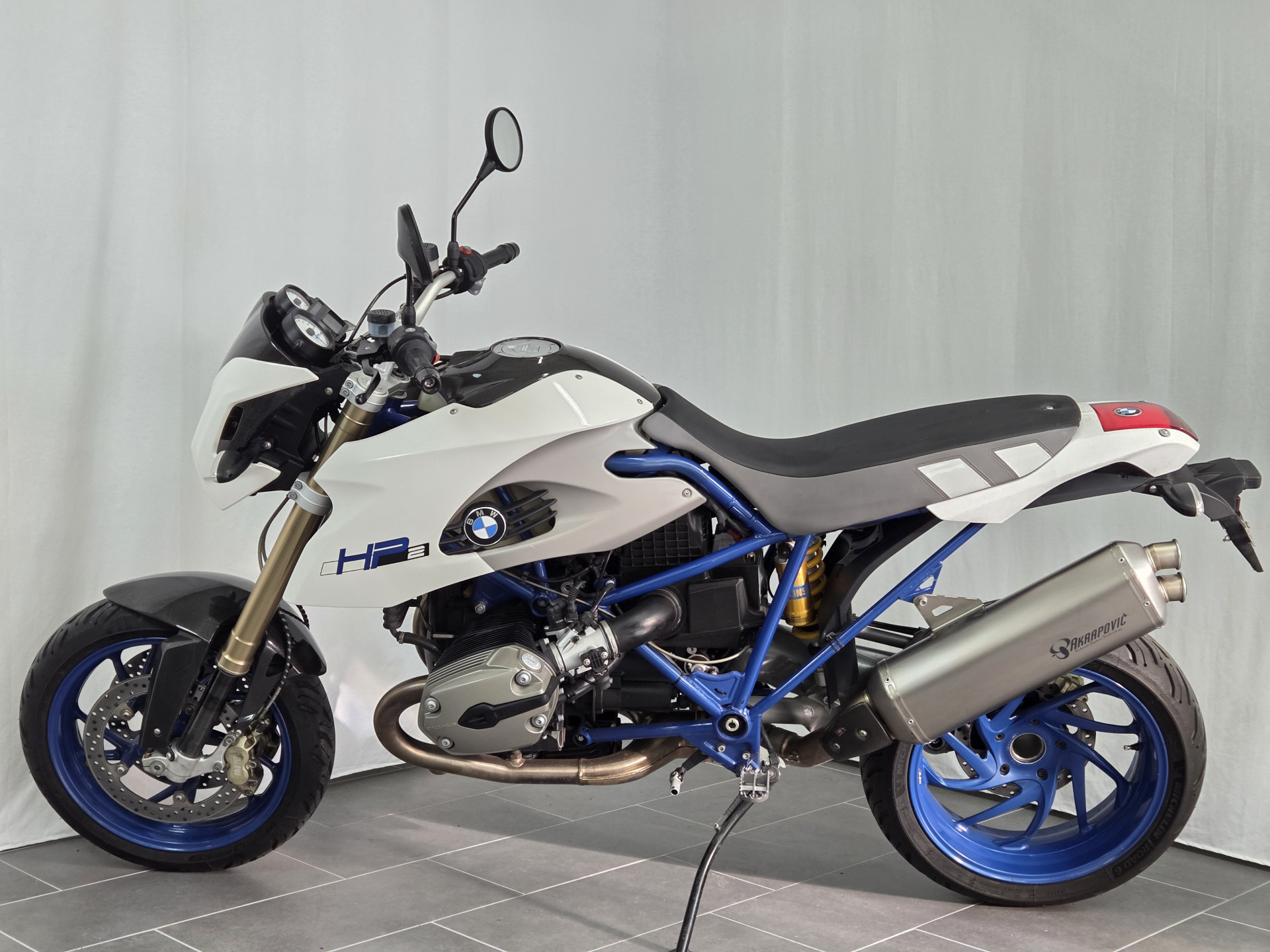 BMW HP2 Megamoto-image-3