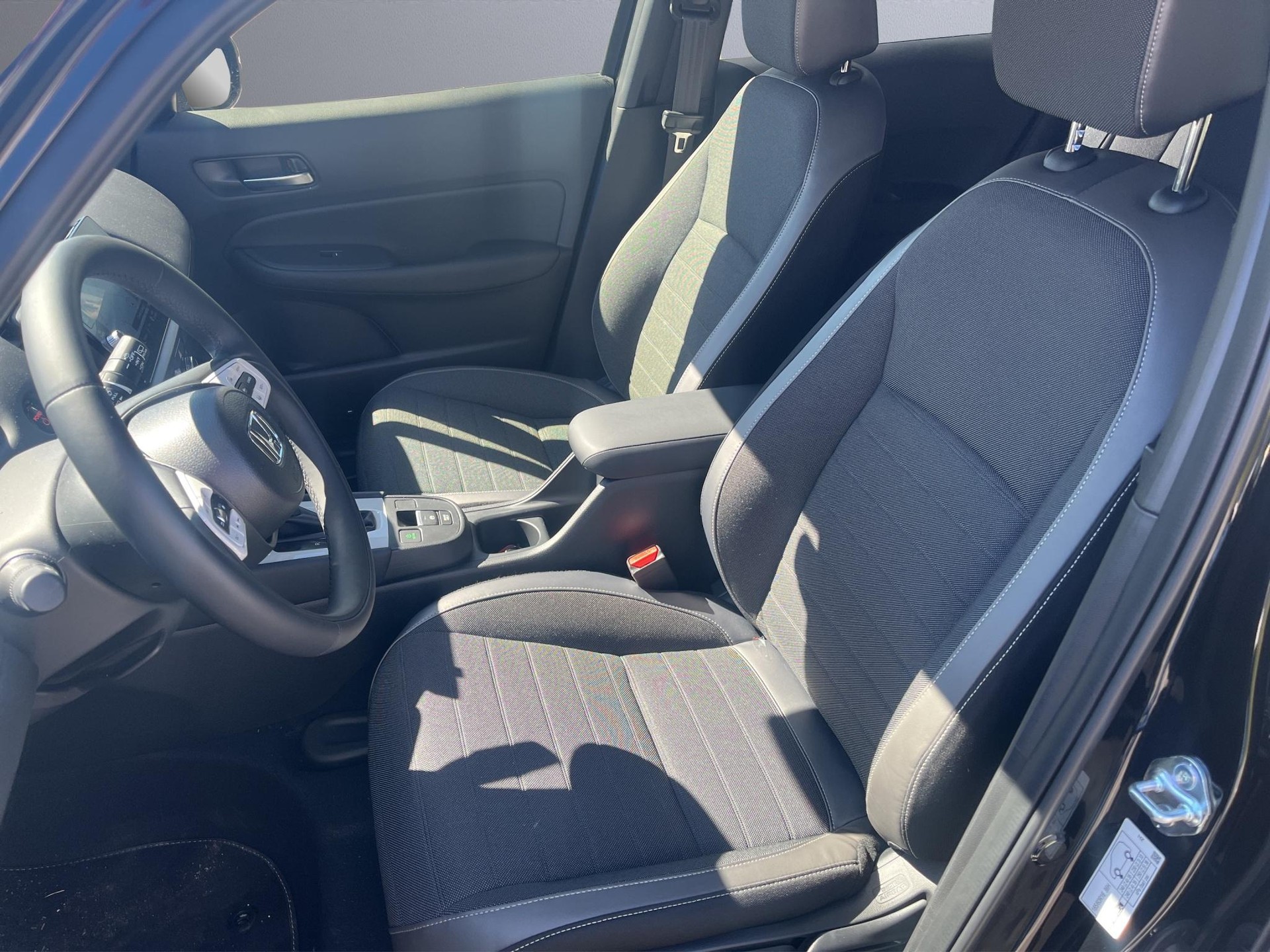 HONDA Jazz 1.5 i-MMD Crosstar Advance-image-8