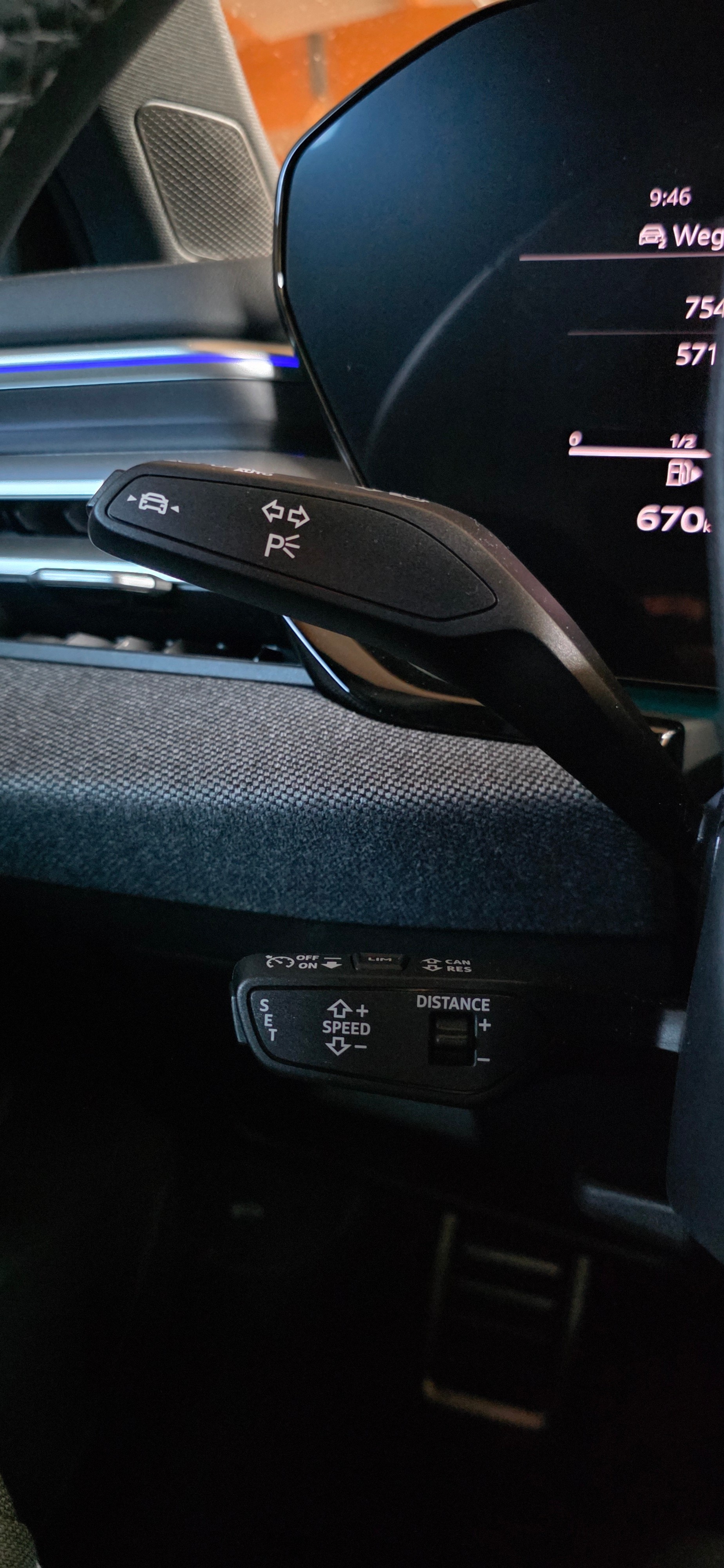 AUDI A5 Avant TFSI S-Tronic S-Line *ACC*LaneAssist*Rückfahrkamera*Ambientebeleuchtung*Sitzheizung*CarPlay/AndroidAuto*-image-15