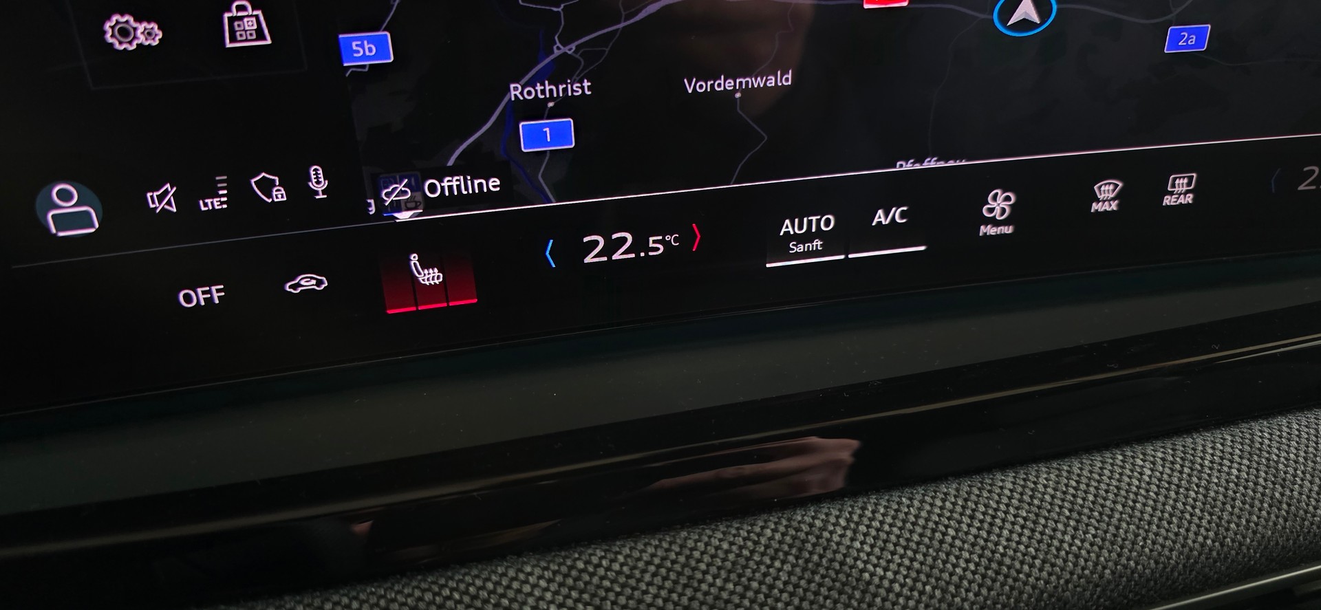 AUDI A5 Avant TFSI S-Tronic S-Line *ACC*LaneAssist*Rückfahrkamera*Ambientebeleuchtung*Sitzheizung*CarPlay/AndroidAuto*-image-17