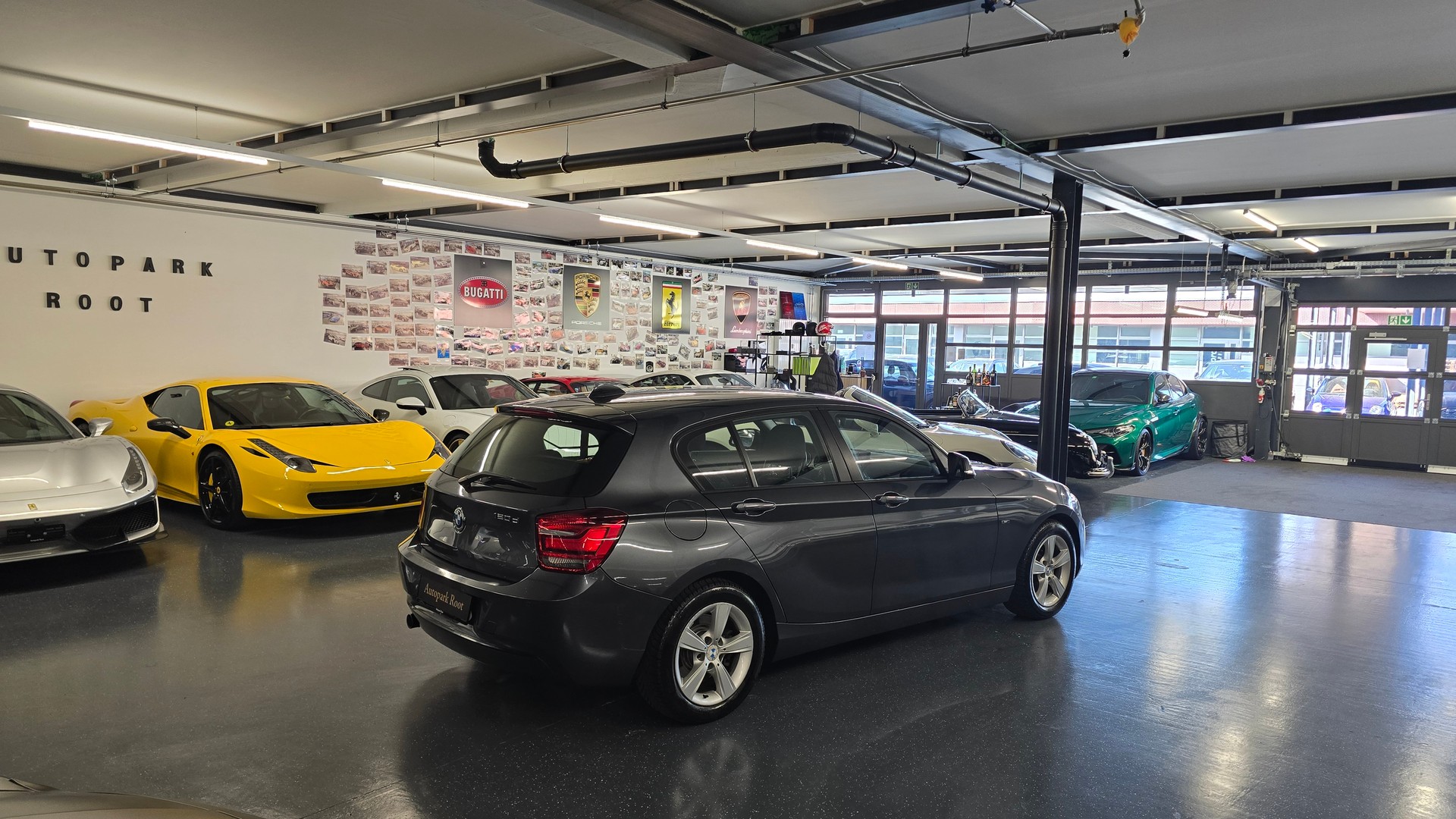 BMW 120d Sport Line-image-5